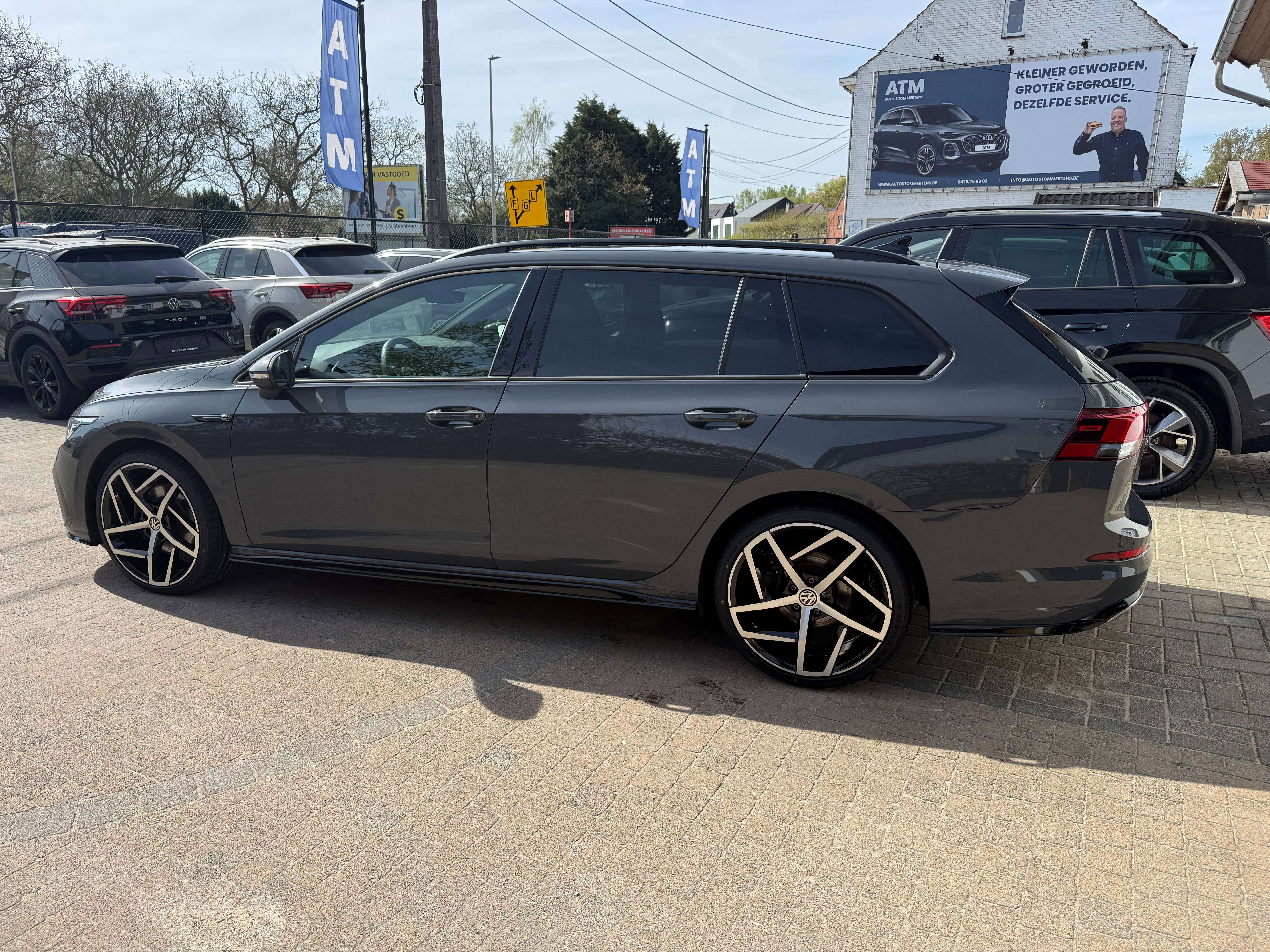 Volkswagen Golf Variant Golf SW 2.0 TDi R-Line DSG/ 2 x R-line/ Navi/ACC/el. wegkpdc V&A + camera/zetelverw./led lights/lane-front- side assist/