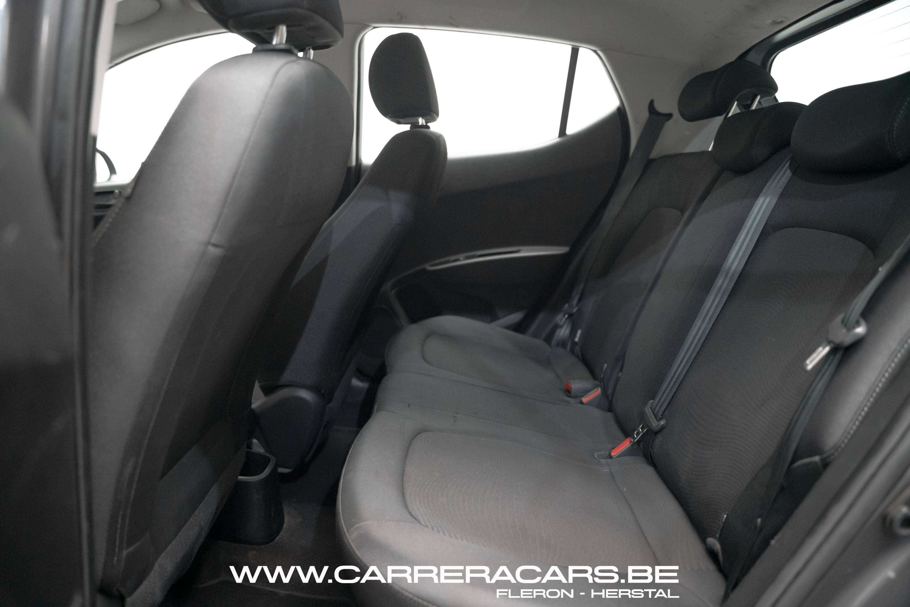 Hyundai i10 1.0i Fun*|PDC*NAVI*CRUISE*AIRCO*GARANTIE 12 MOIS*|