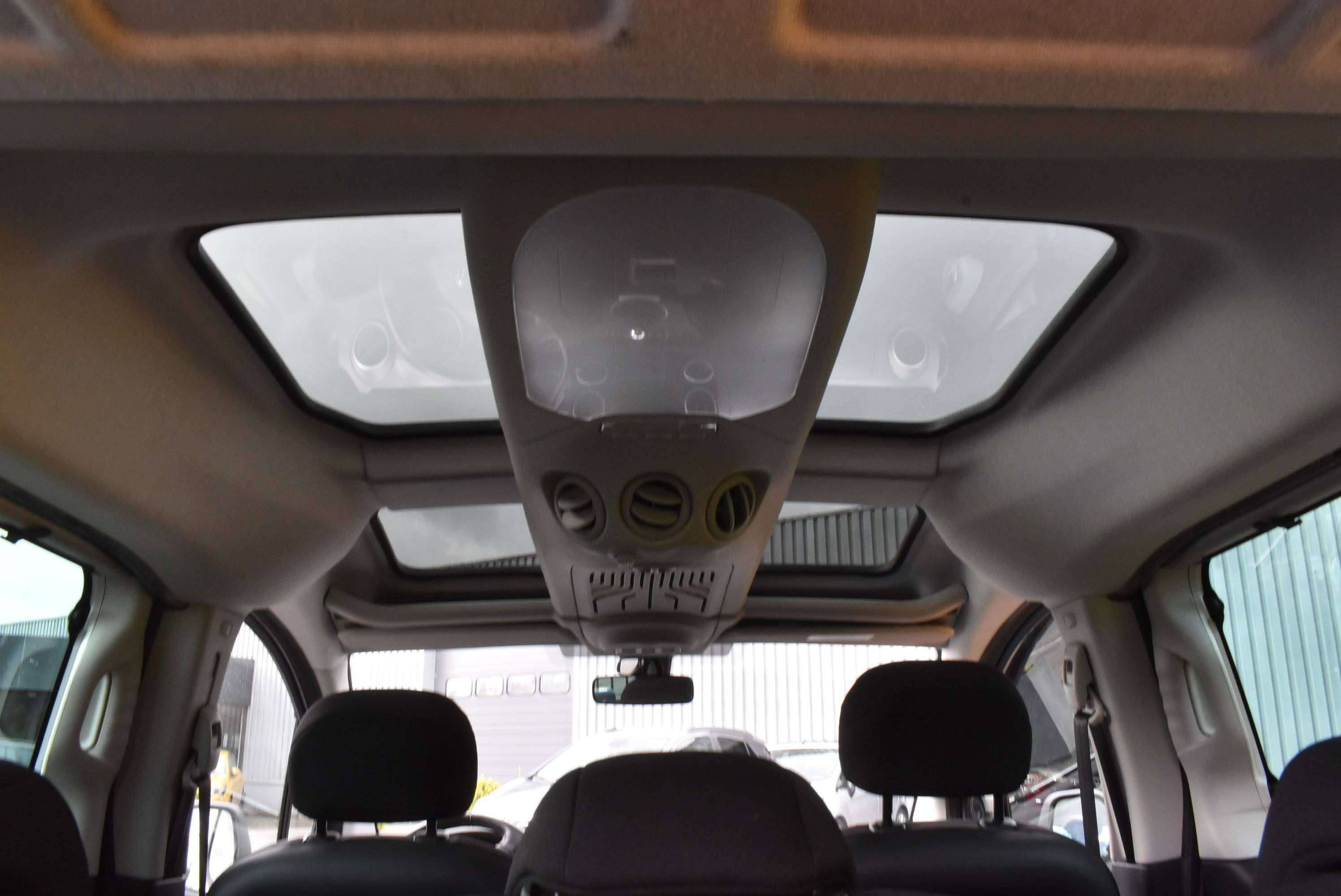 Peugeot Partner 1.6 BlueHDi Outdoor CarPlay/Airco/Pano