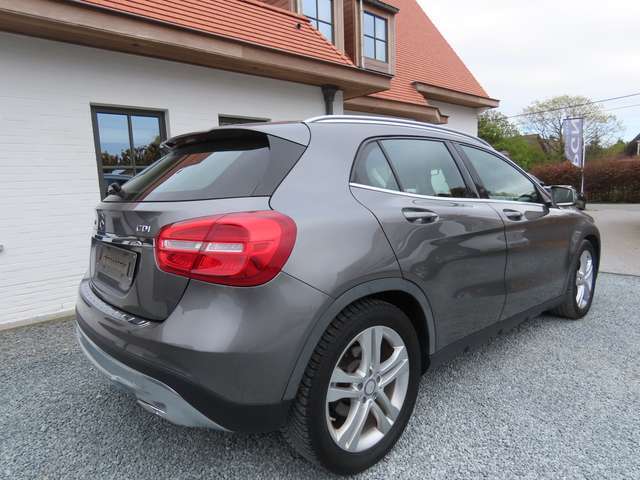 Mercedes-Benz GLA 200 GLA 200 d