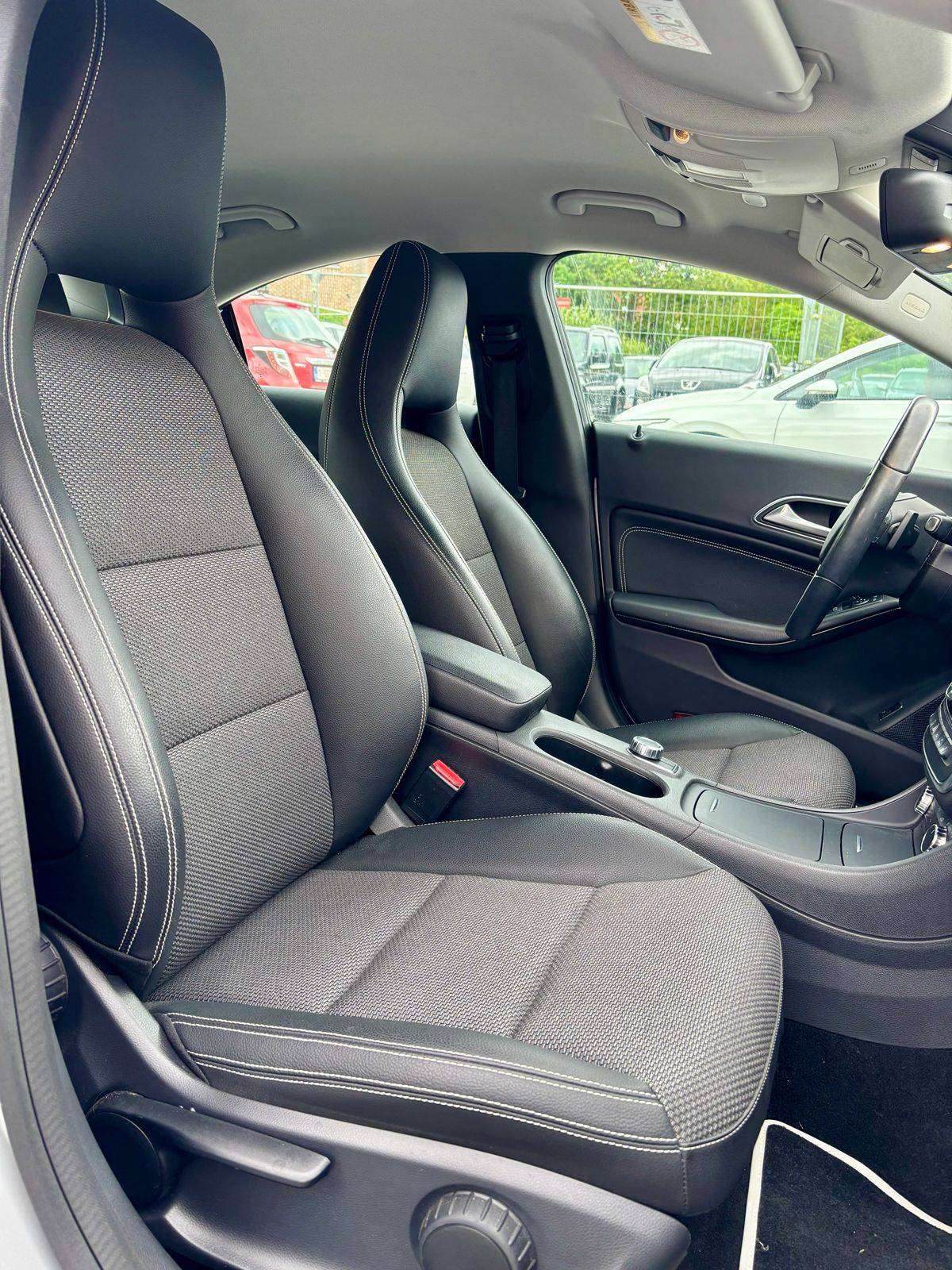 Mercedes-Benz CLA 200 CLA 200