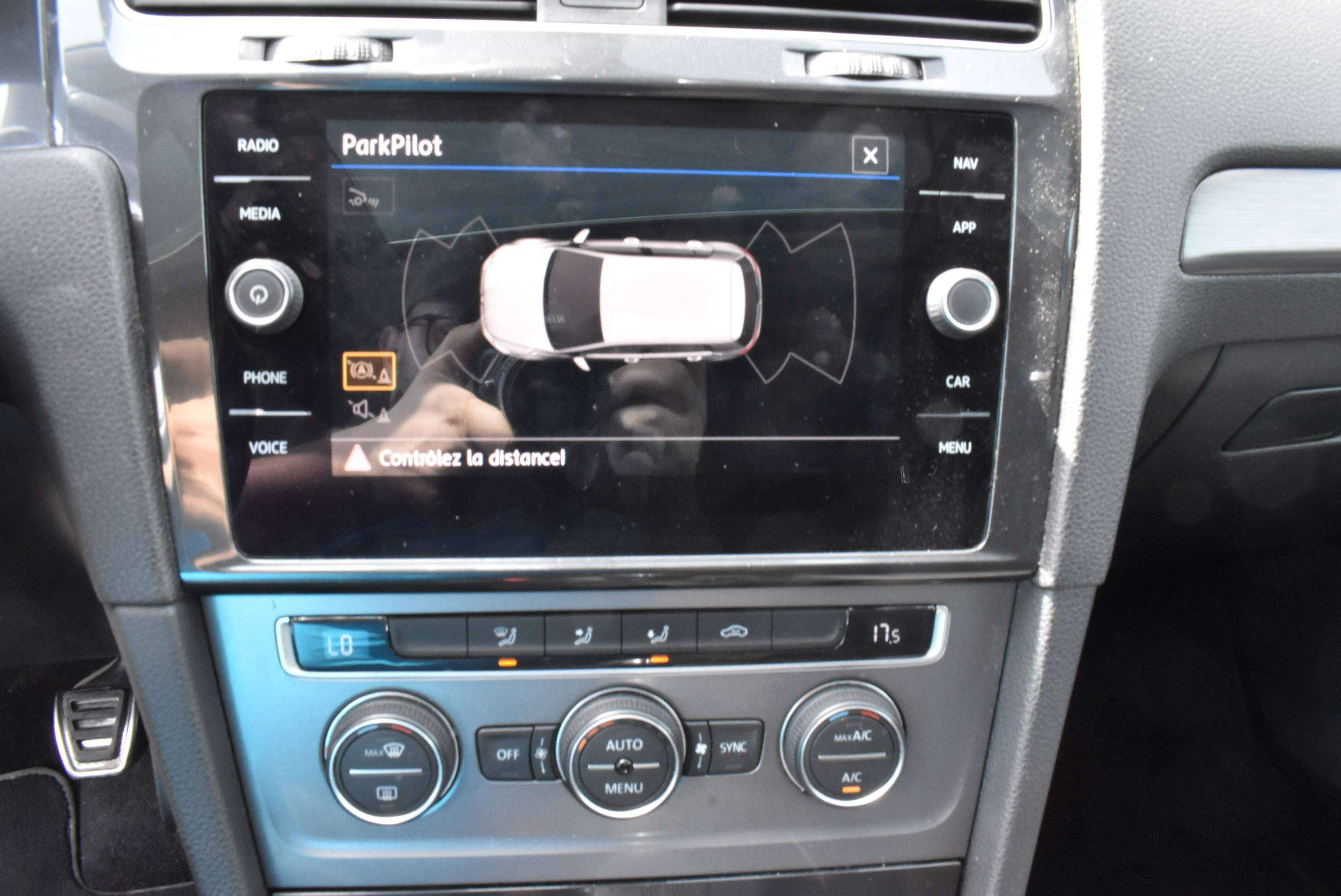 Volkswagen Golf 1.6 CR TDi BMT Highline Airco/GPS/CarPlay/Pano