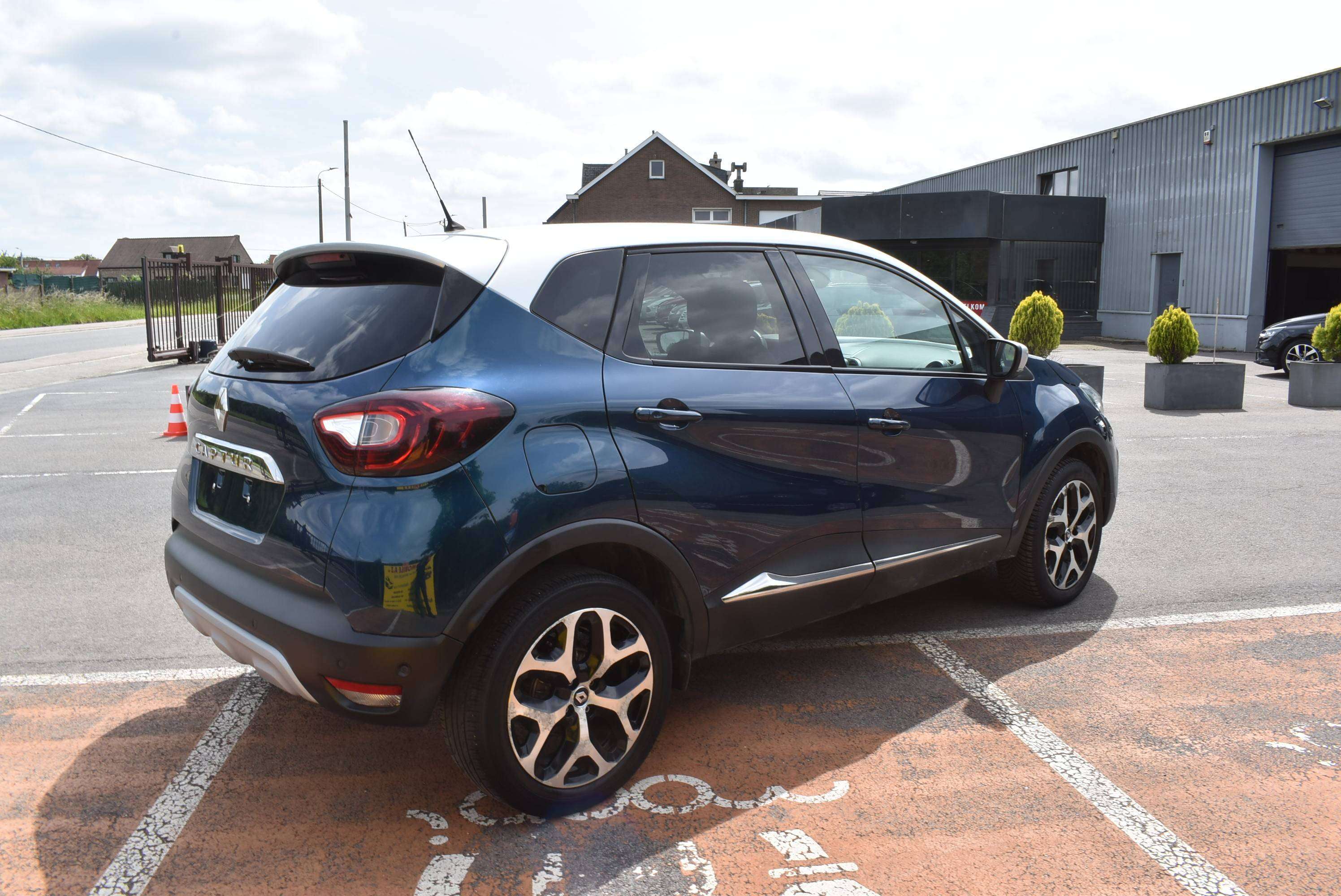 Renault Captur 1.2i TCe Intens EDC Airco/Leder***12M GARANTIE***