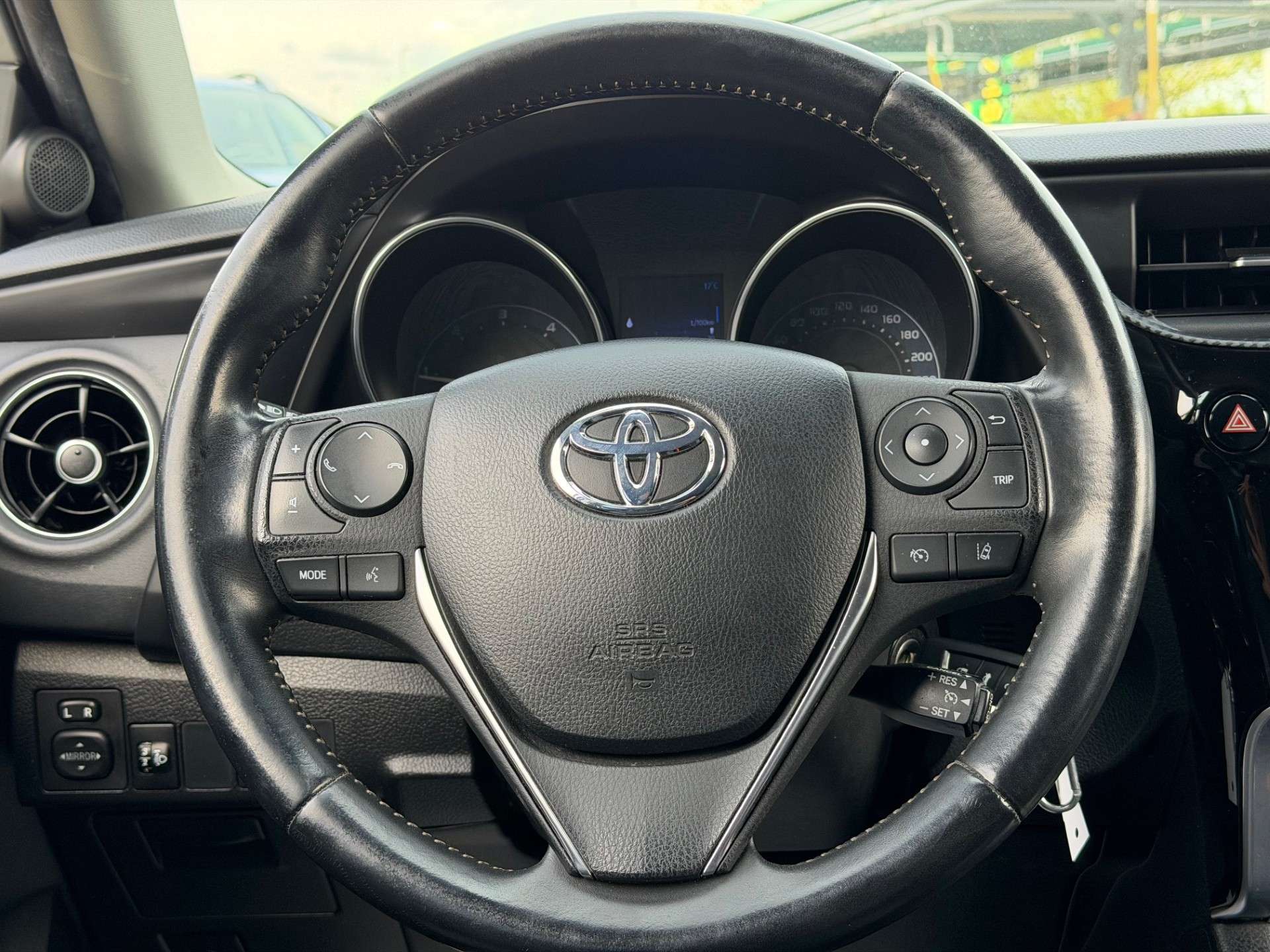 Toyota Auris SW 1.6 D-4D*NAVI*CAMERA*Garantie 12 Mois