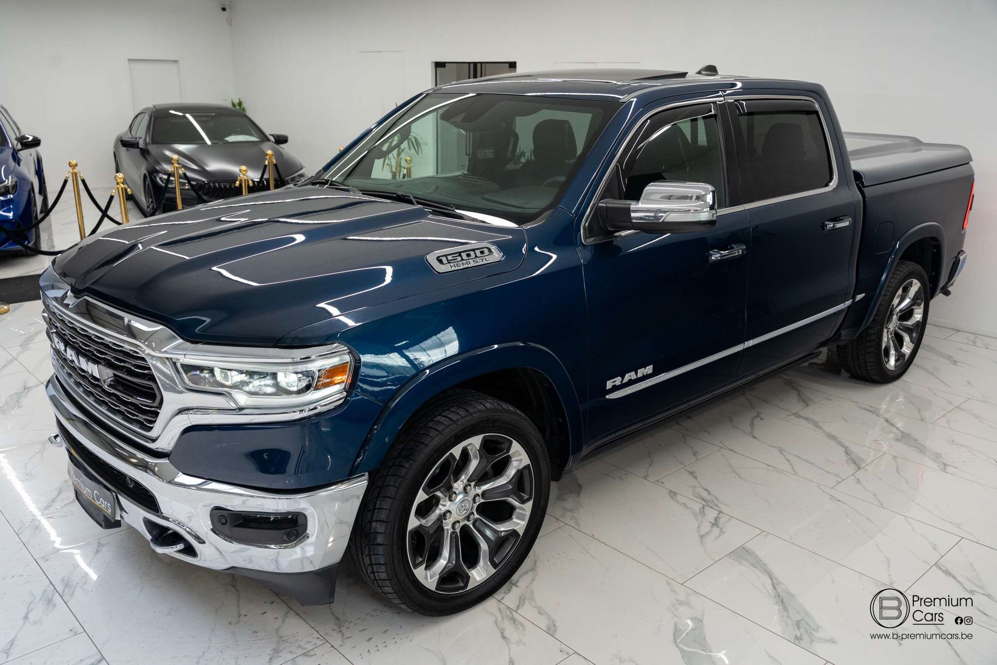 Dodge RAM 1500 Longhorn! Full Options! 5.7 V8 Hemi!