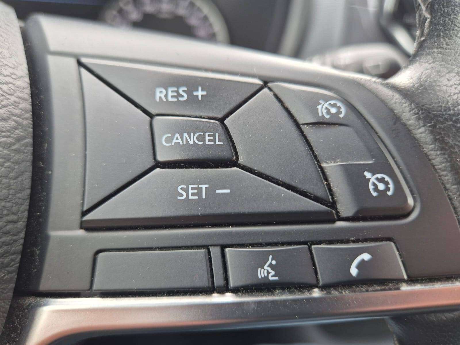Nissan Juke 1.0 DIG-T 2WD Enigma / Camera + Full Capteurs / Bluetooth / USB - MP3 / Garantie 12 Mois