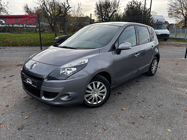 Renault Grand Scenic Grand Scénic 1.5 dCi Latitude 5pl.