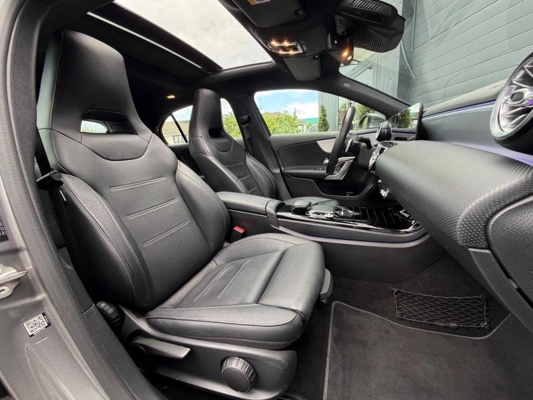 Mercedes-Benz Classe A 200 AMG Line 163ch 7G-DCT 1ère main / Toit ouvrant Led CarPlay