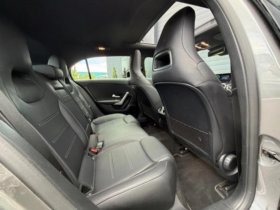 Mercedes-Benz Classe A 200 AMG Line 163ch 7G-DCT 1ère main / Toit ouvrant Led CarPlay