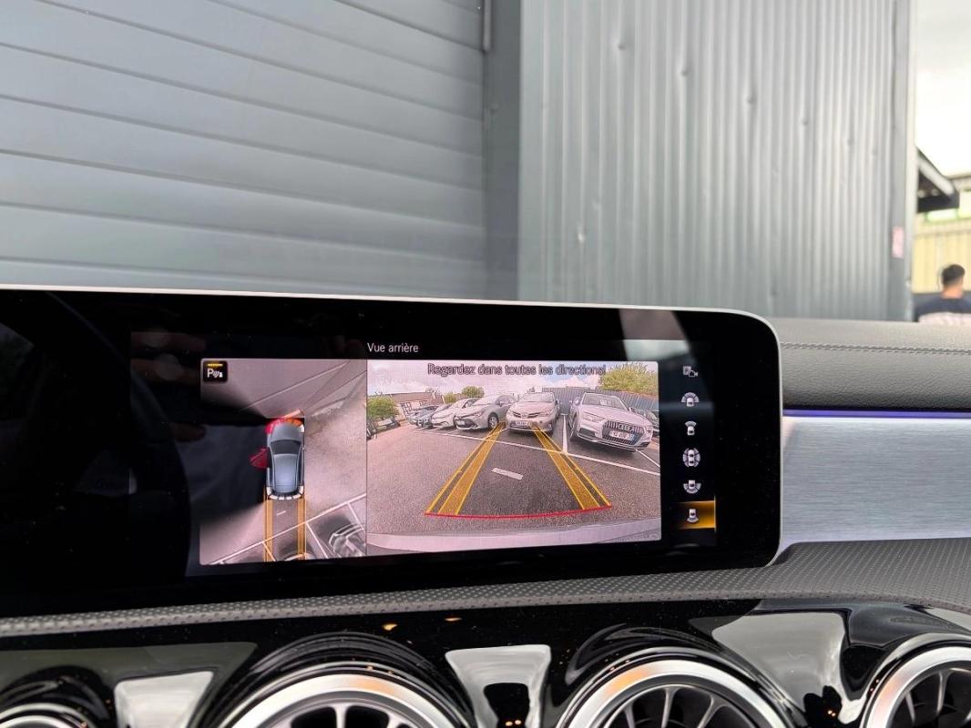 Mercedes-Benz Classe A 200 AMG Line 163ch 7G-DCT 1ère main / Toit ouvrant Led CarPlay