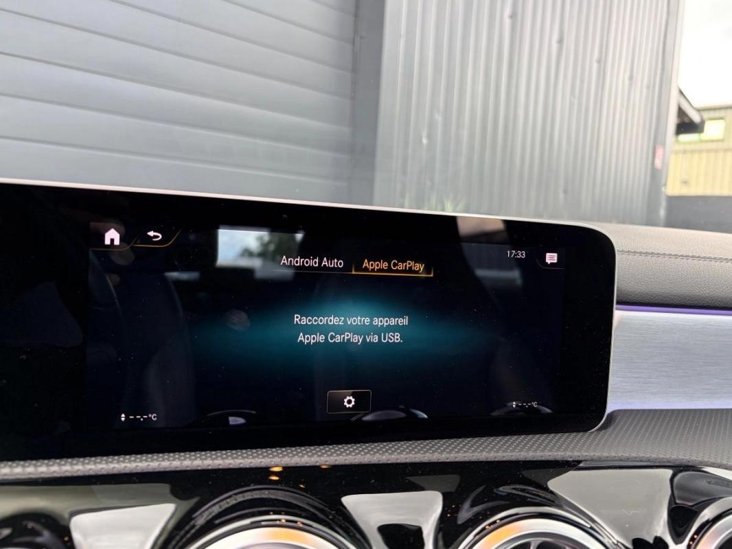 Mercedes-Benz Classe A 200 AMG Line 163ch 7G-DCT 1ère main / Toit ouvrant Led CarPlay