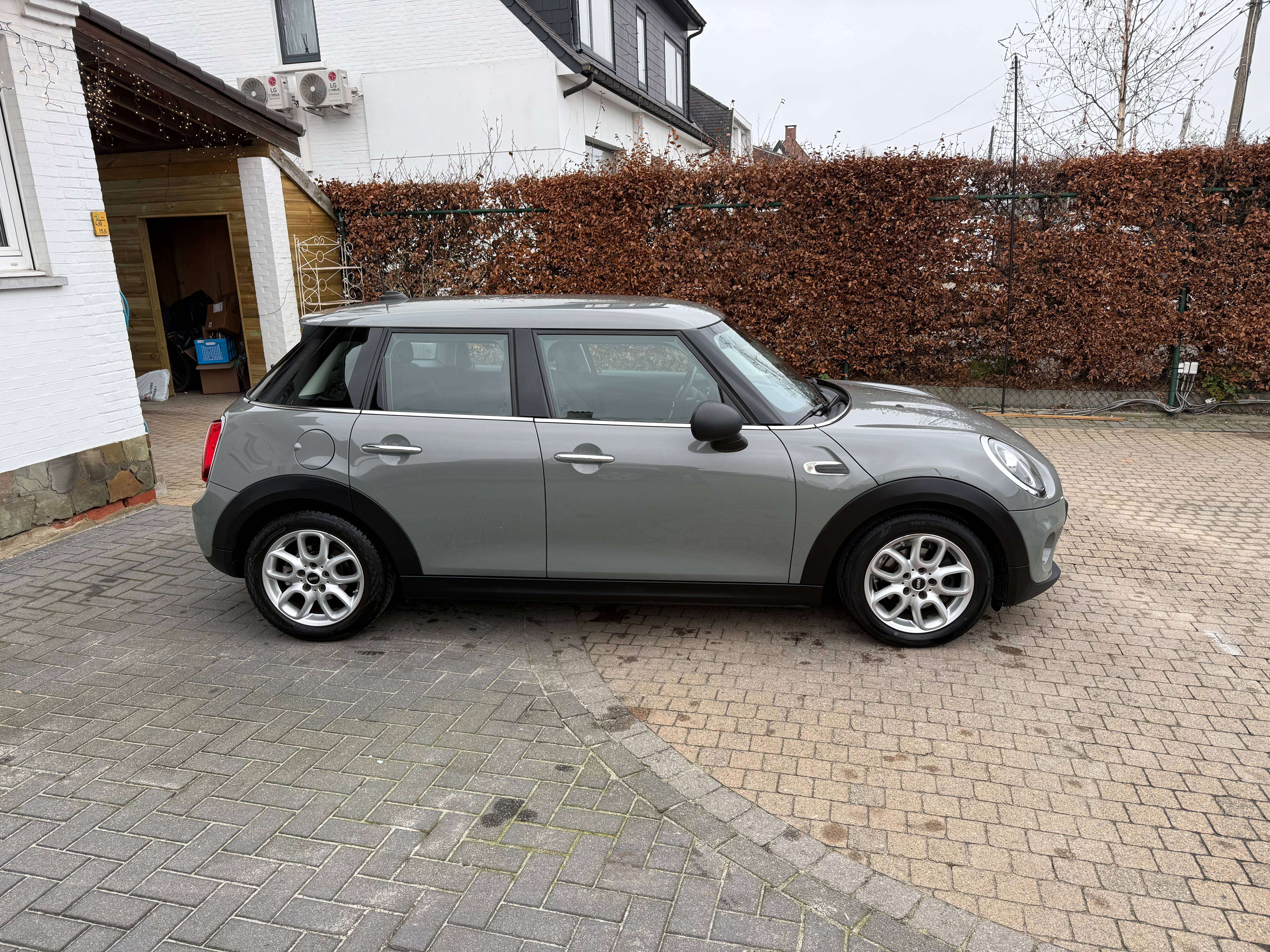 MINI One Mini One/Navigatie/Airco/5 deurs/sportst./App CPL.