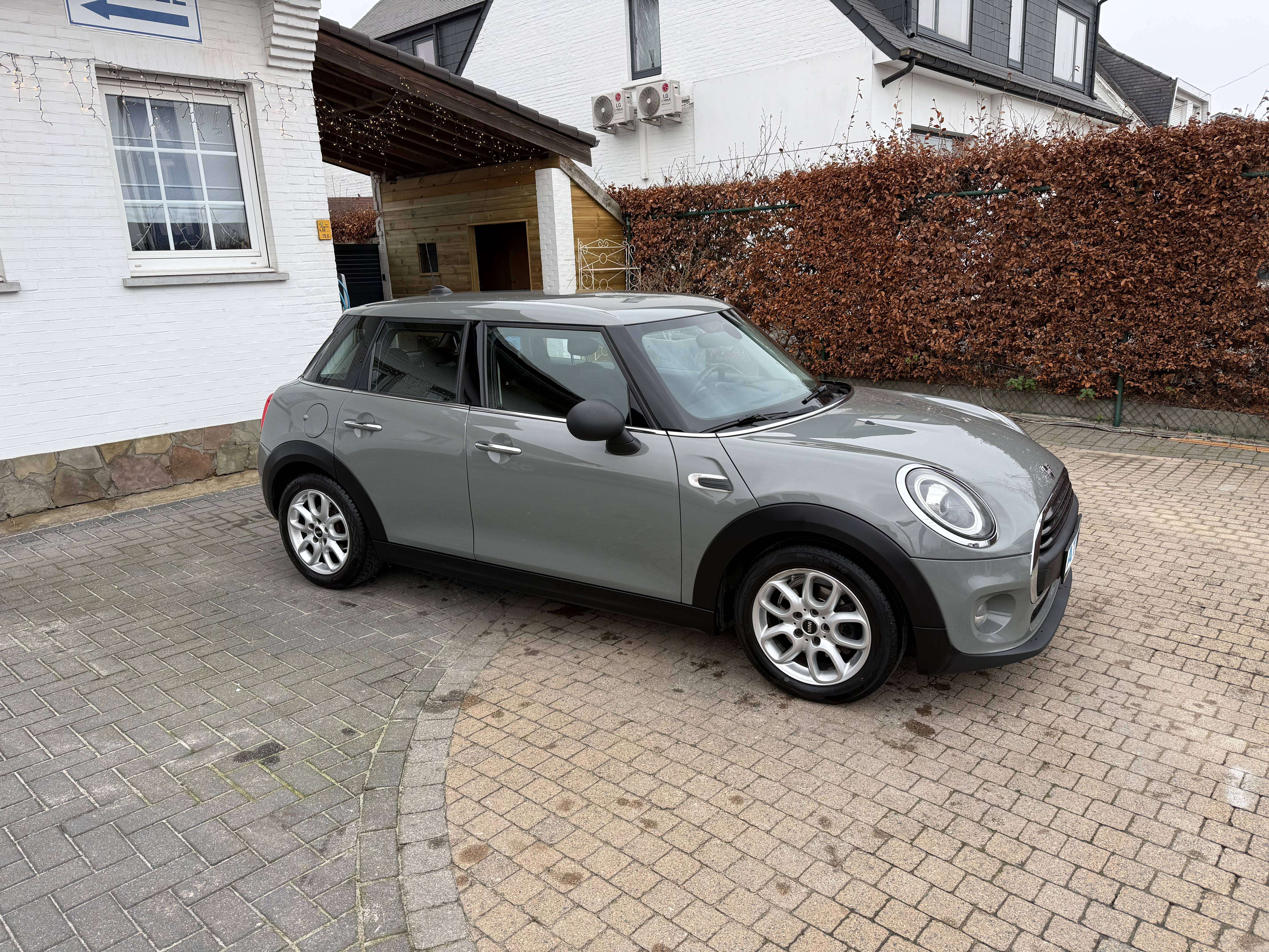 MINI One Mini One/Navigatie/Airco/5 deurs/sportst./App CPL.