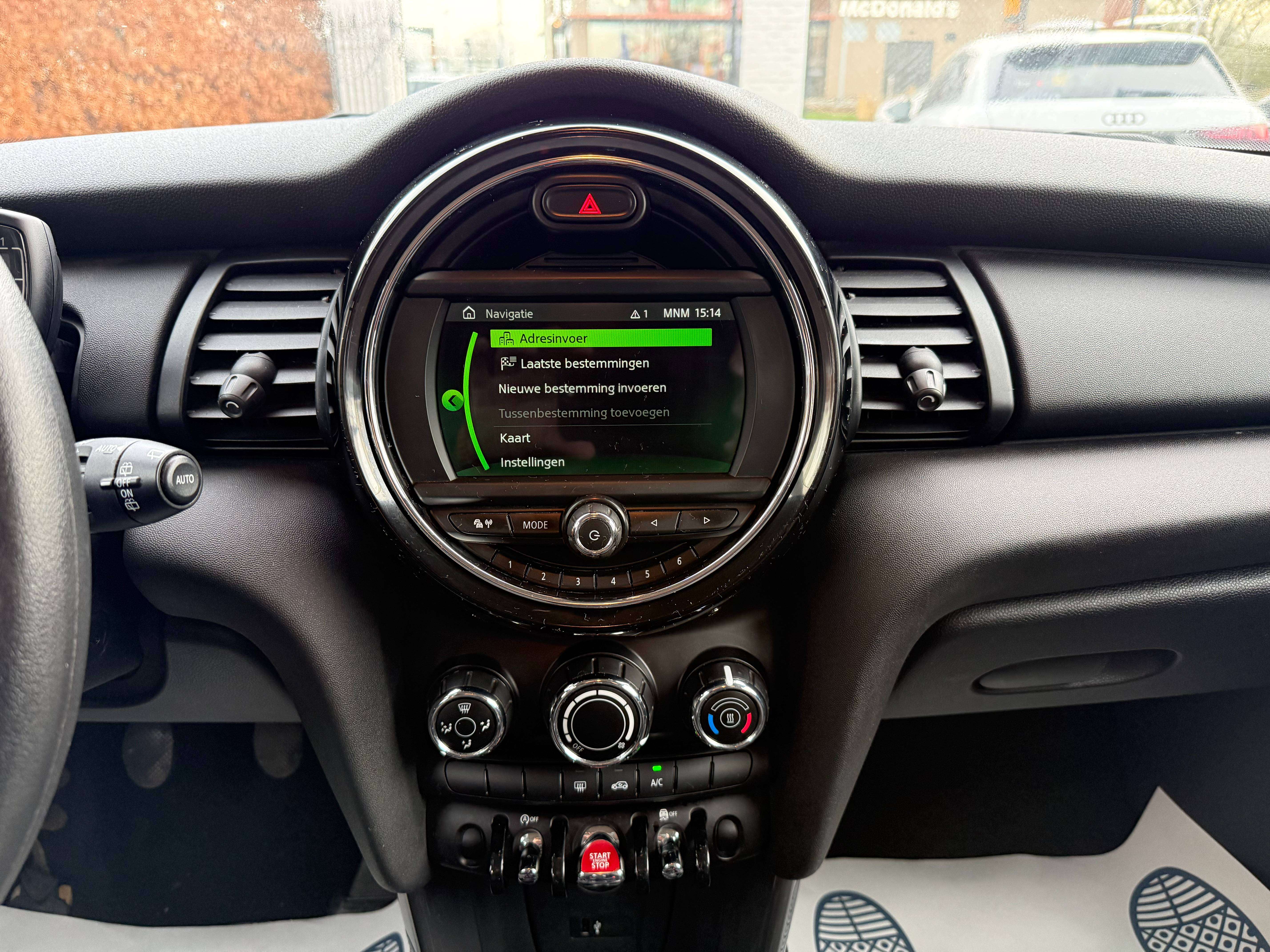 MINI One Mini One/Navigatie/Airco/5 deurs/sportst./App CPL.