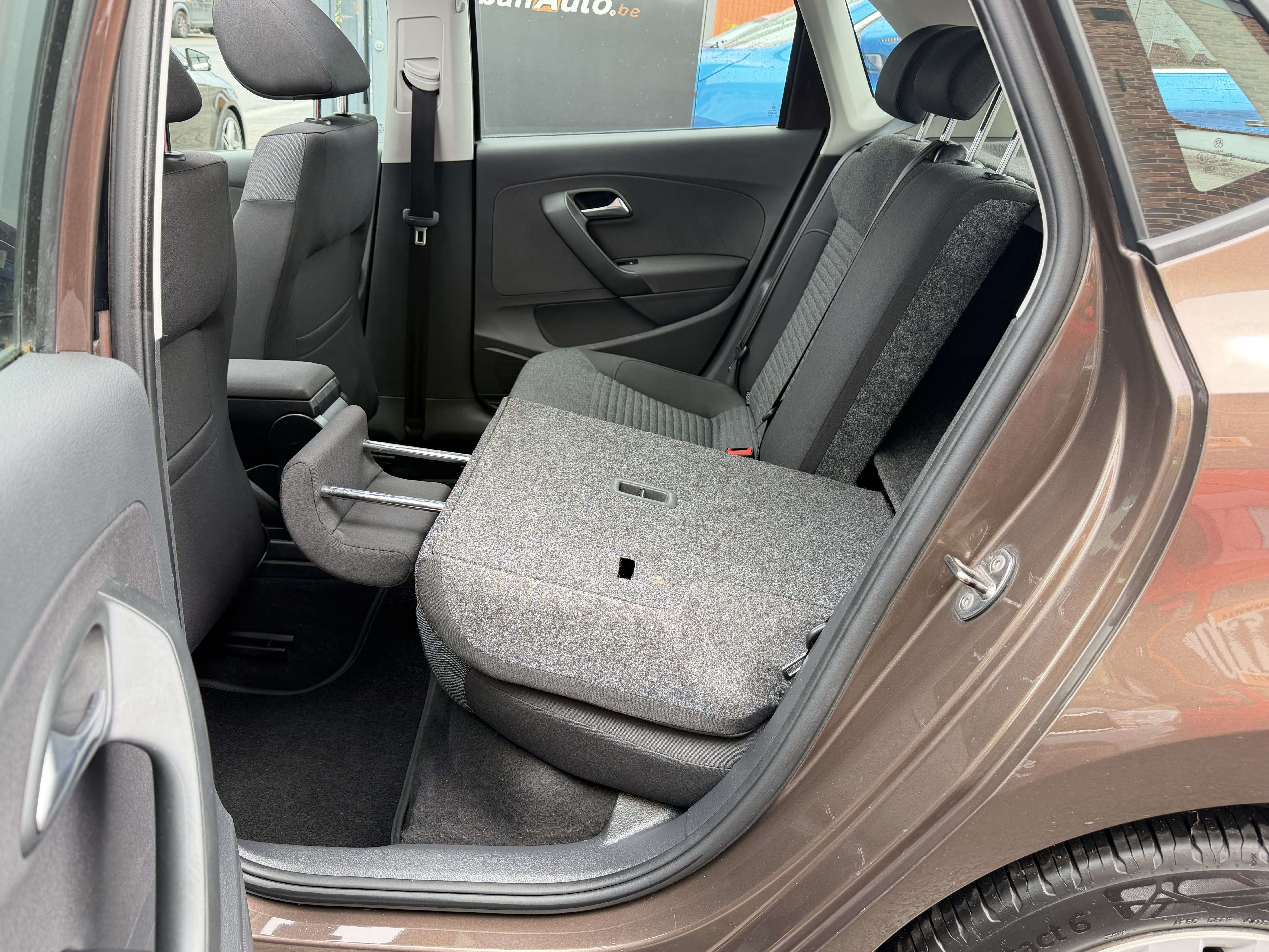 Volkswagen Polo Polo 1.4i Highline ° TOIT PANO ° CLIM ° PDC ° CARN