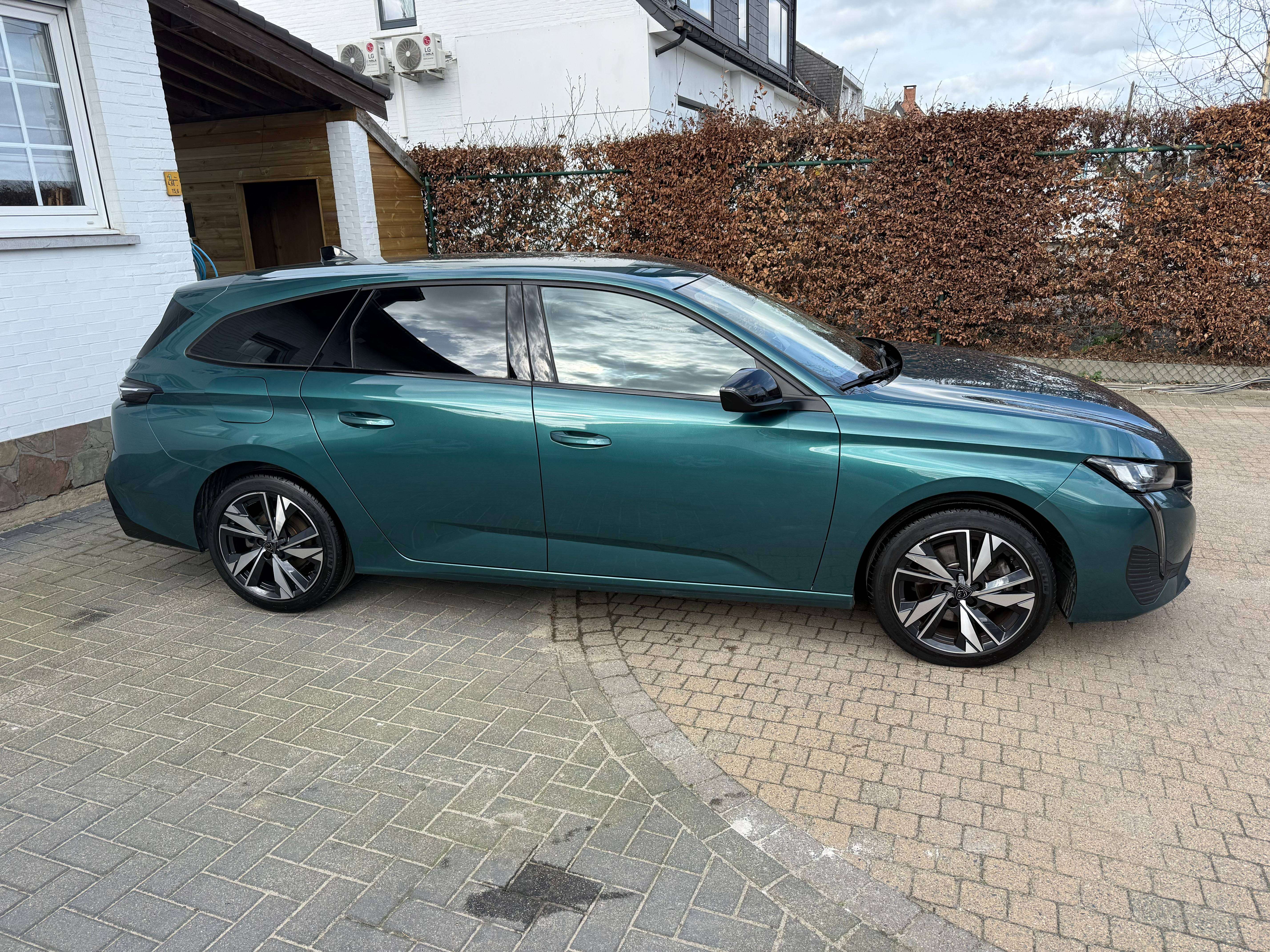 Peugeot 308 308 SW 1.2 PureTech S/Navi/app CP/Camera/pdc V&A