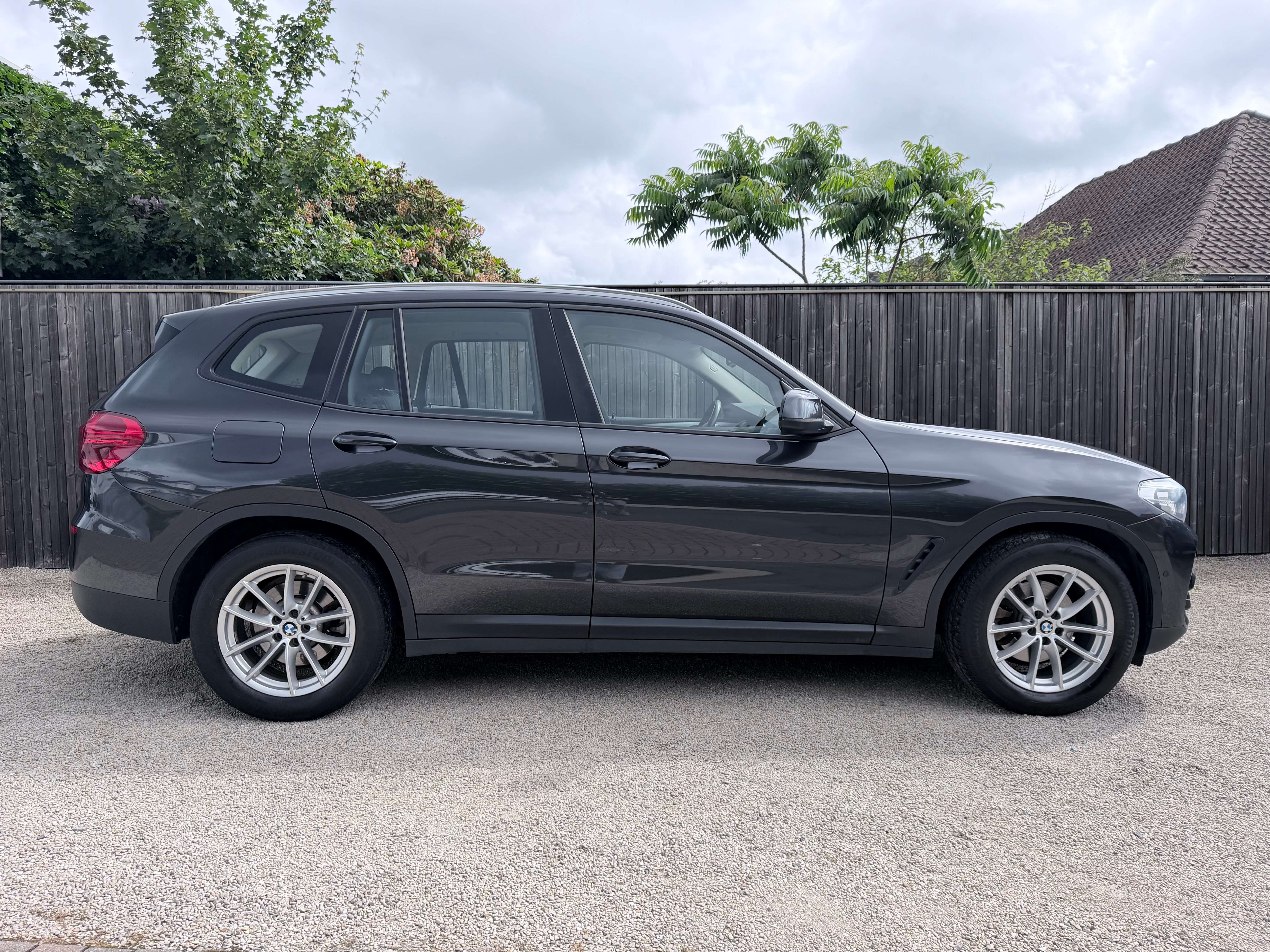BMW X3 X3 2.0 dA sDrive18 (EU6c) NETTO : € 14.041