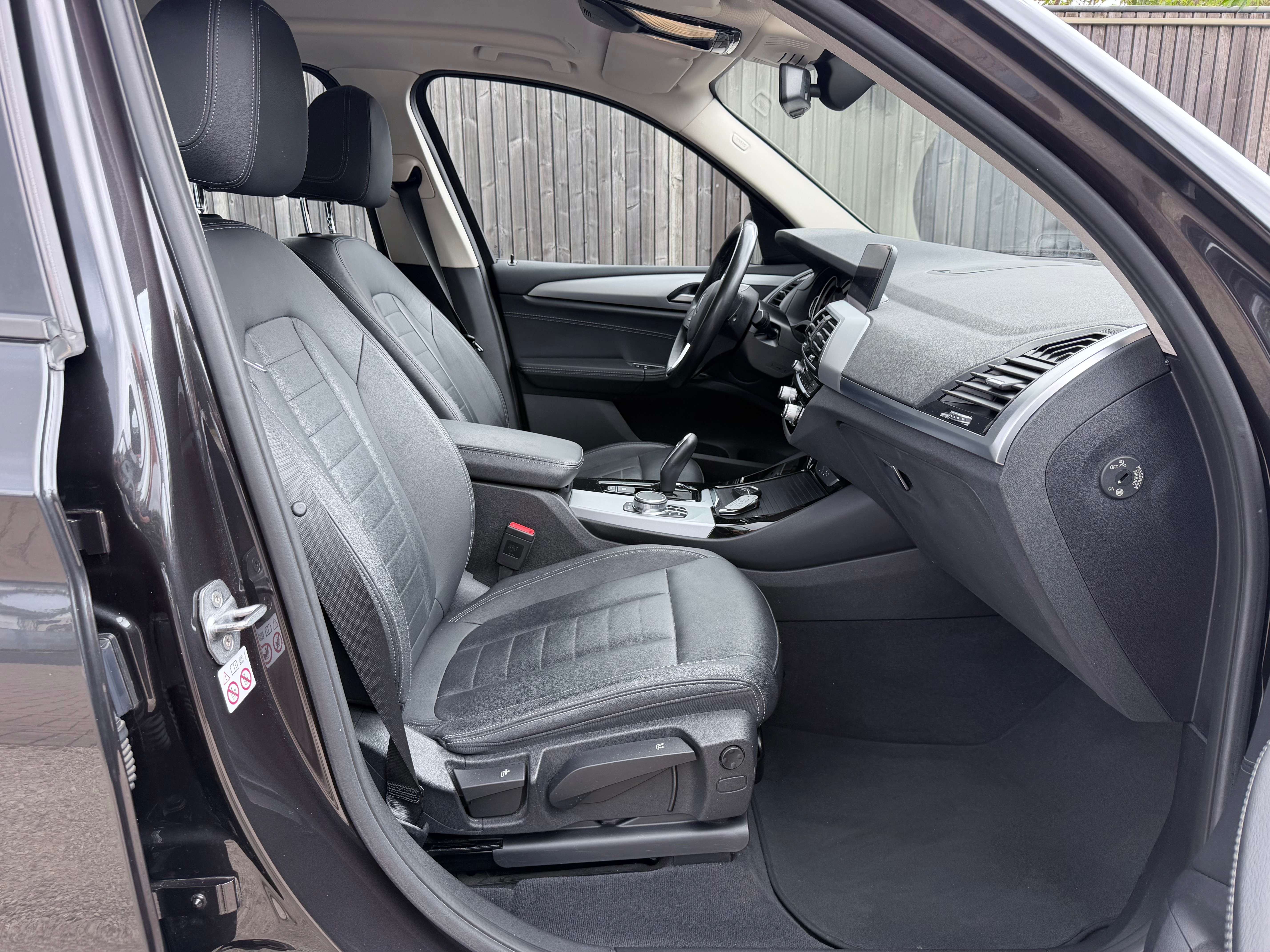 BMW X3 X3 2.0 dA sDrive18 (EU6c) NETTO : € 14.041