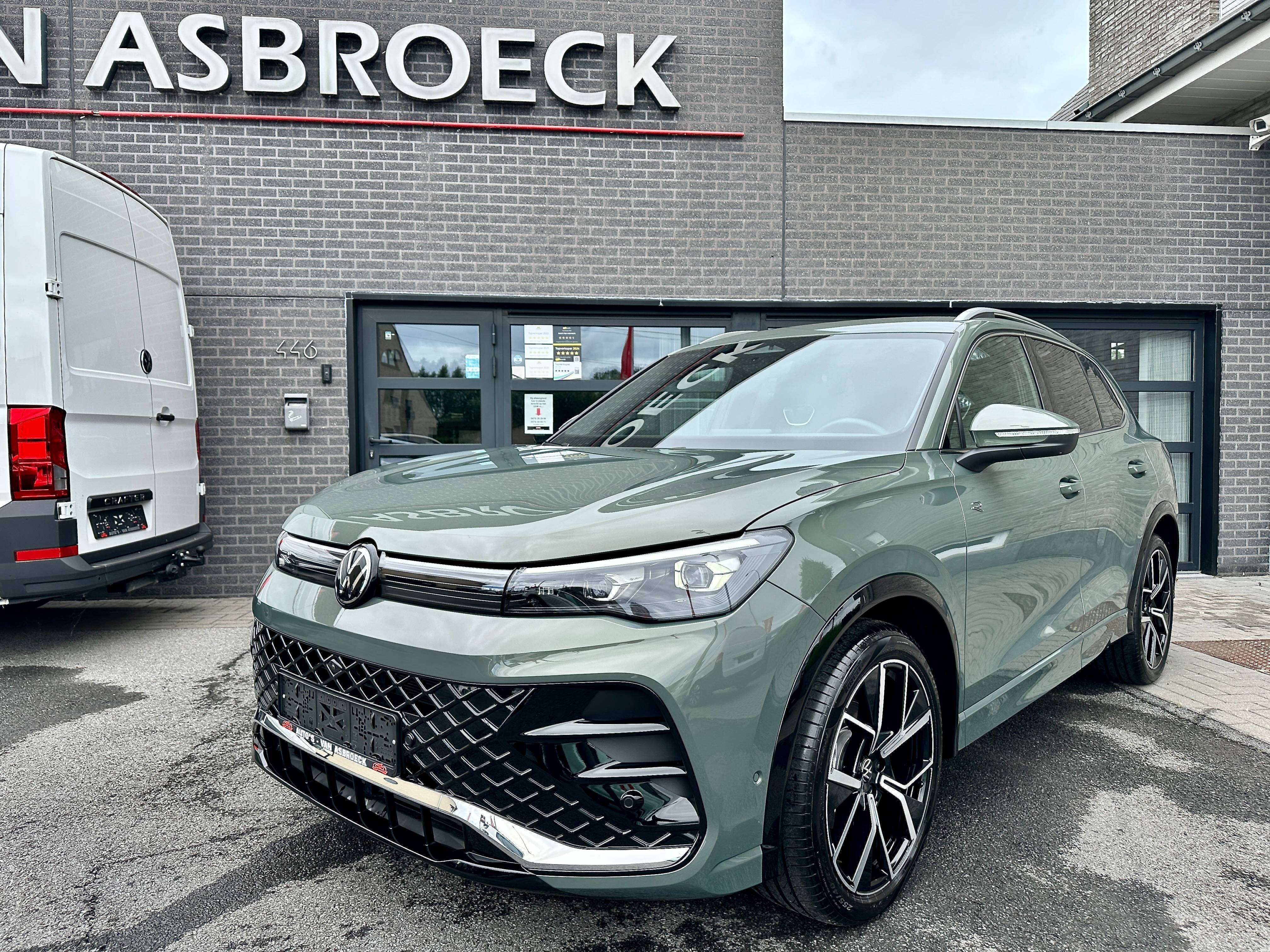 Volkswagen Tiguan Tiguan 1.5 eTSI mHEV ACT R-Line OPF DSG 8.000 Km ! 20" Allu !