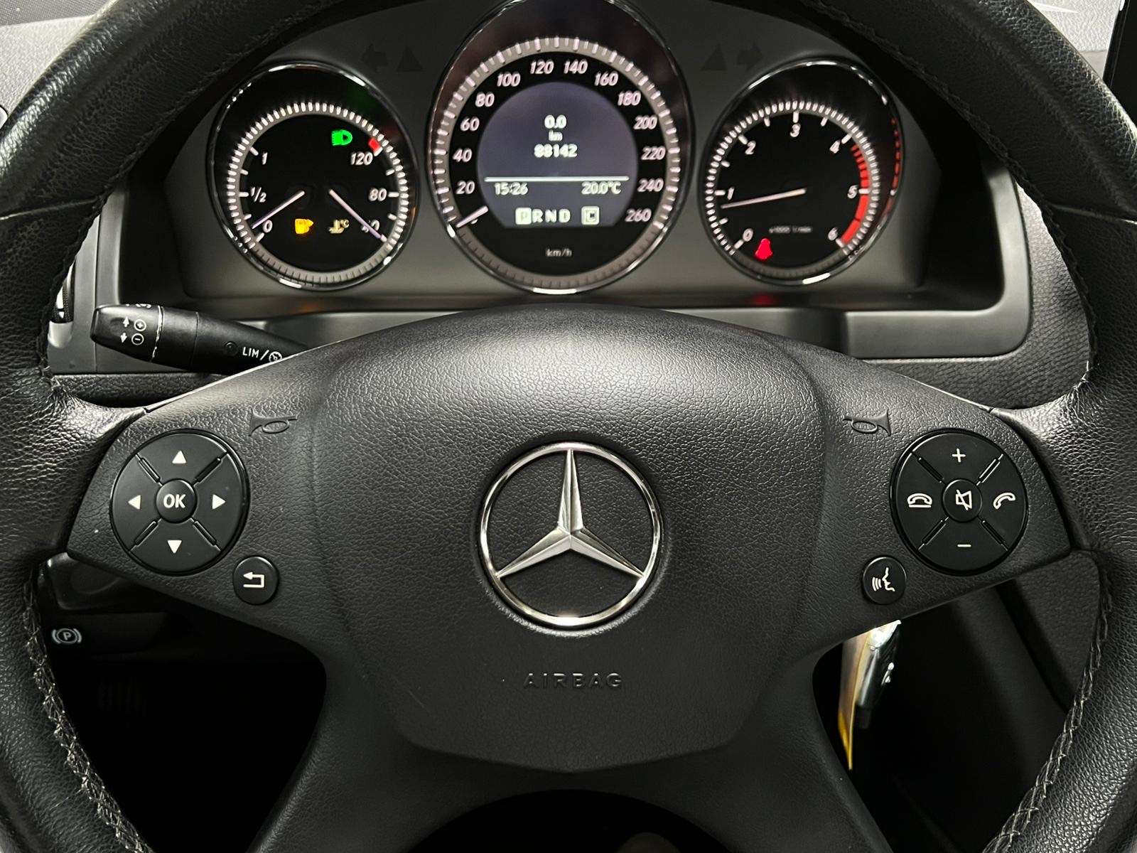 Mercedes-Benz C 200 C 200 CDI BlueEFFICIENCY GARANTI ECRAN/CLIM/CARPLAY