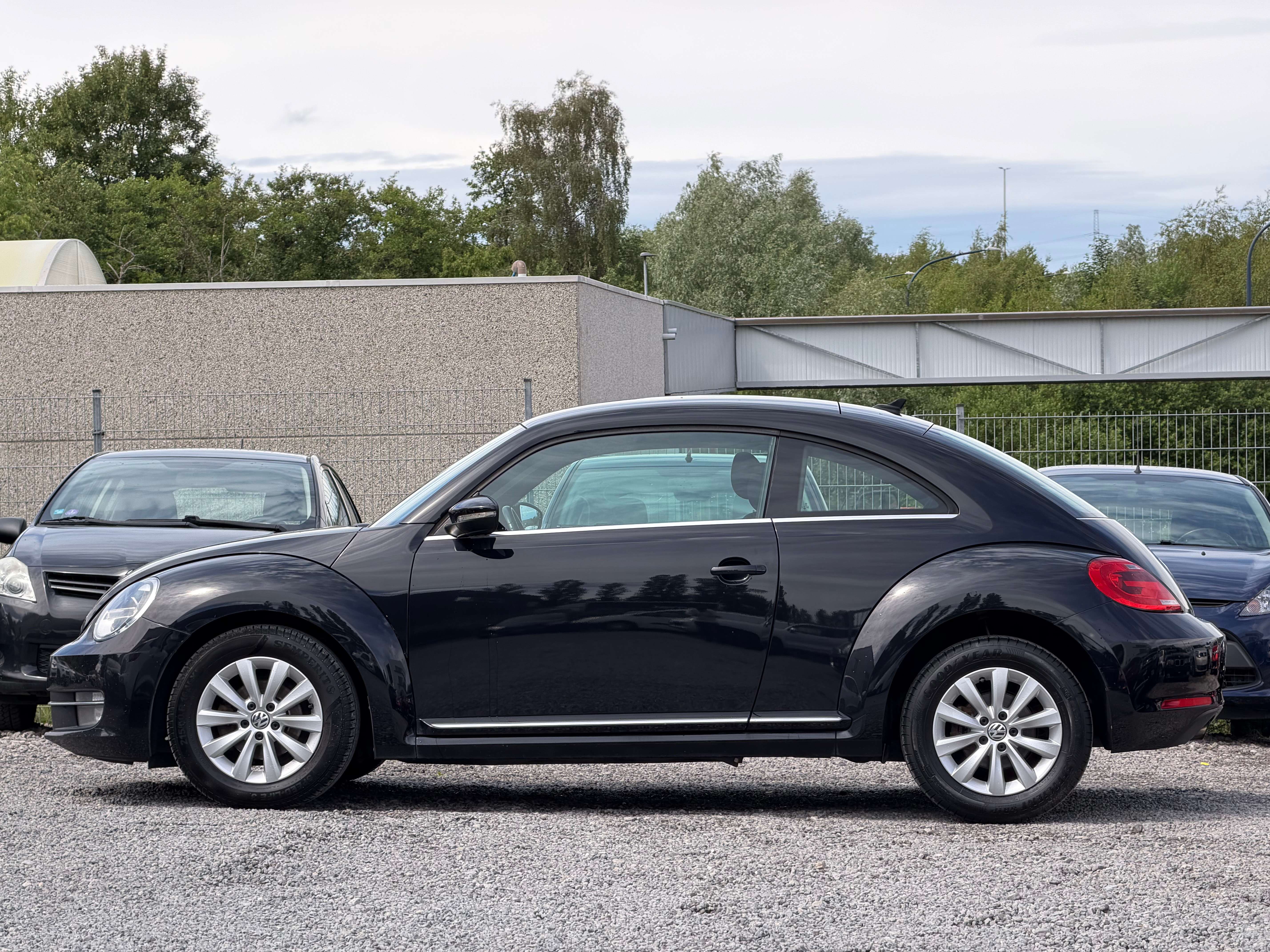 Volkswagen Beetle • TRES PROPRE •. CARNET COMPLET