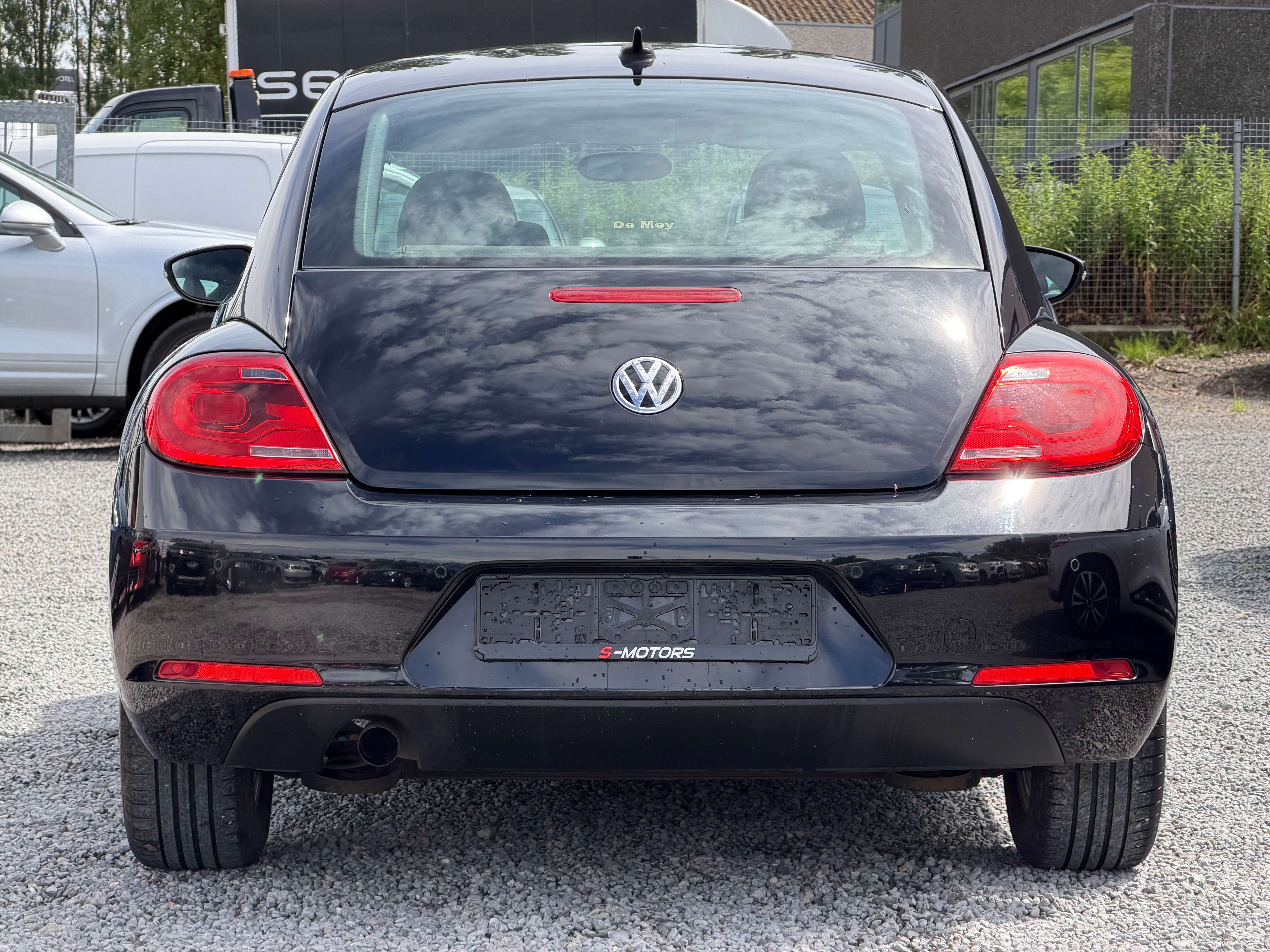 Volkswagen Beetle • TRES PROPRE •. CARNET COMPLET