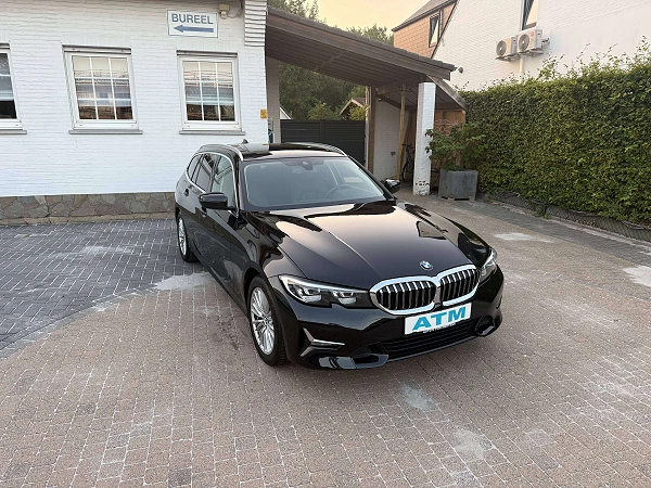 BMW 318 318d Touring Aut. Luxury Line/leder/Panodak/Airco