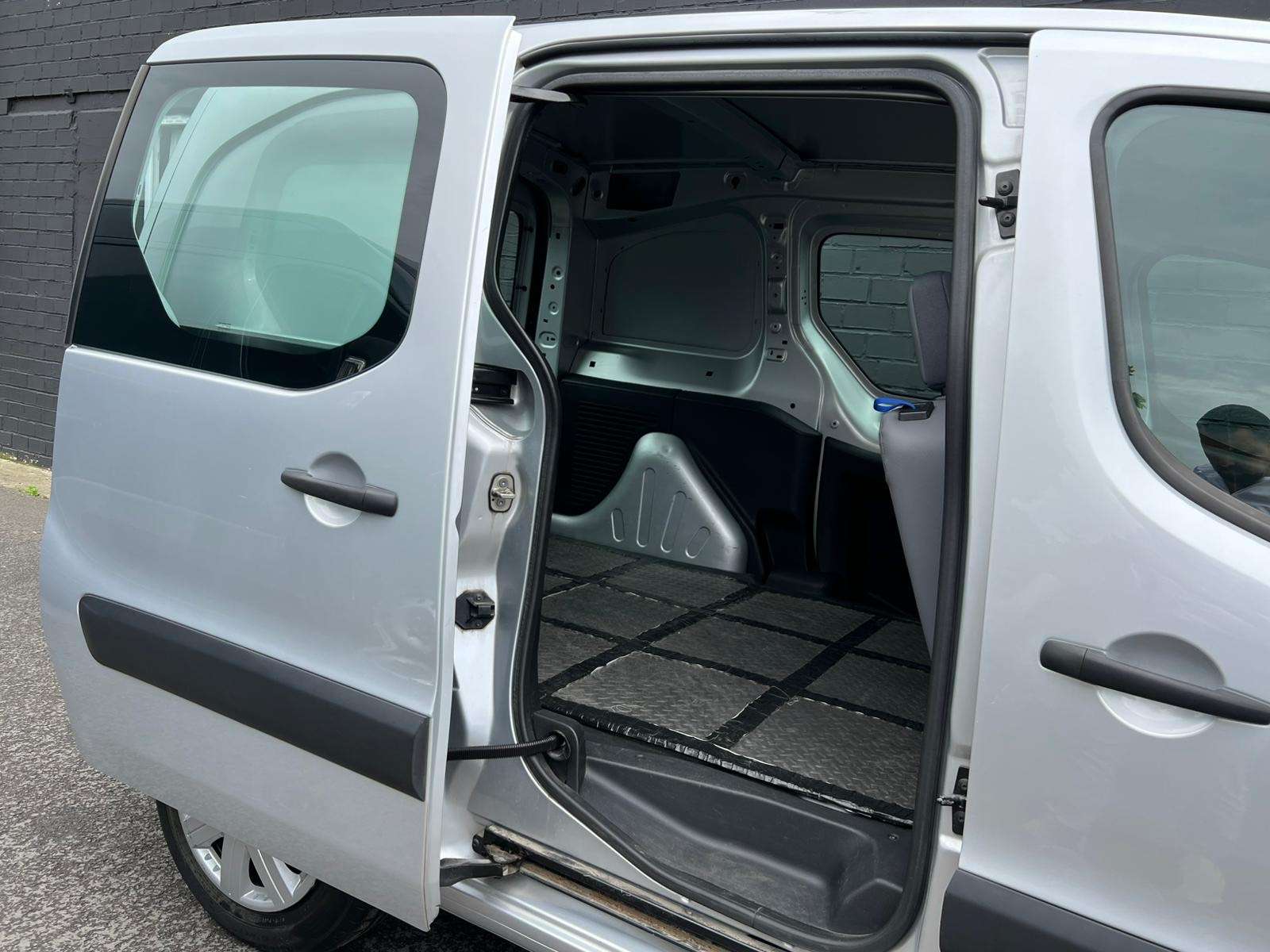 Citroen Berlingo 1.6 BlueHDi GARANTI ECRAN CARPLAY CLIM