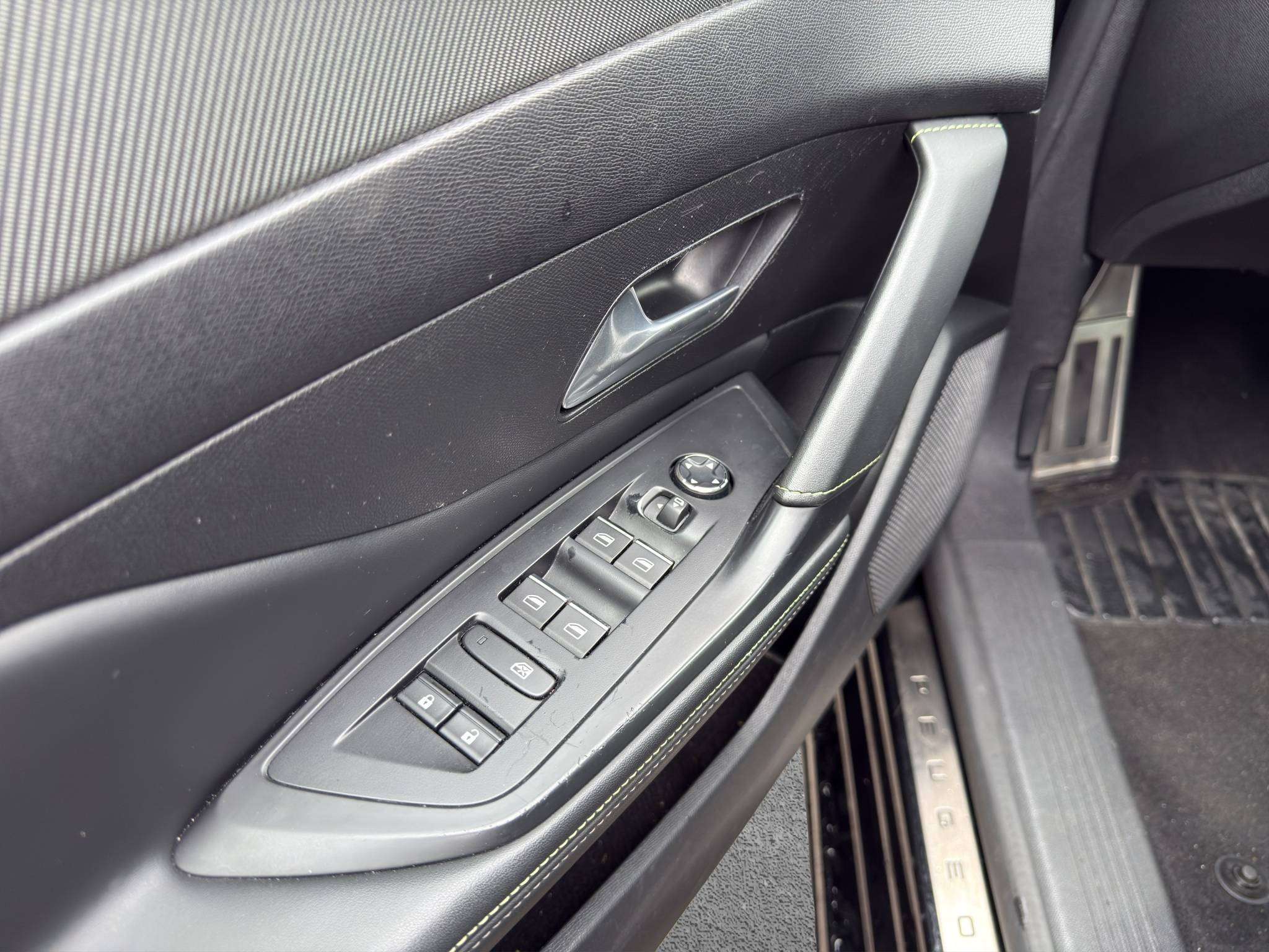 Peugeot 308 308 1.2 PureTech GT Pack S