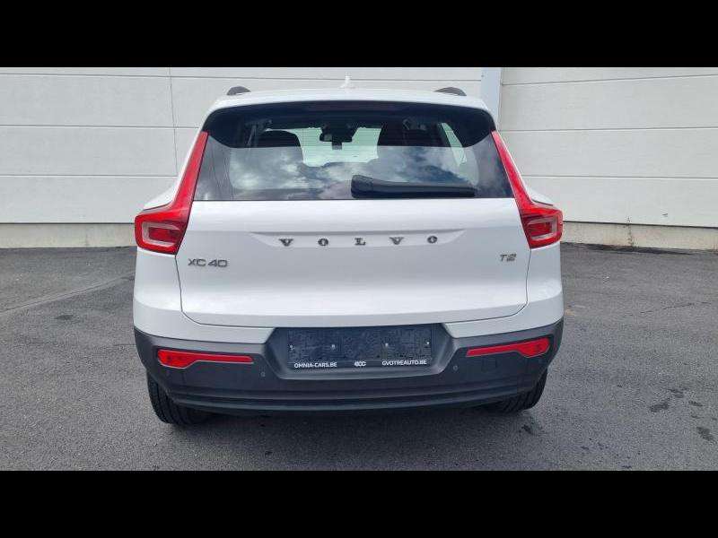 Volvo XC40 Essential Ess 129