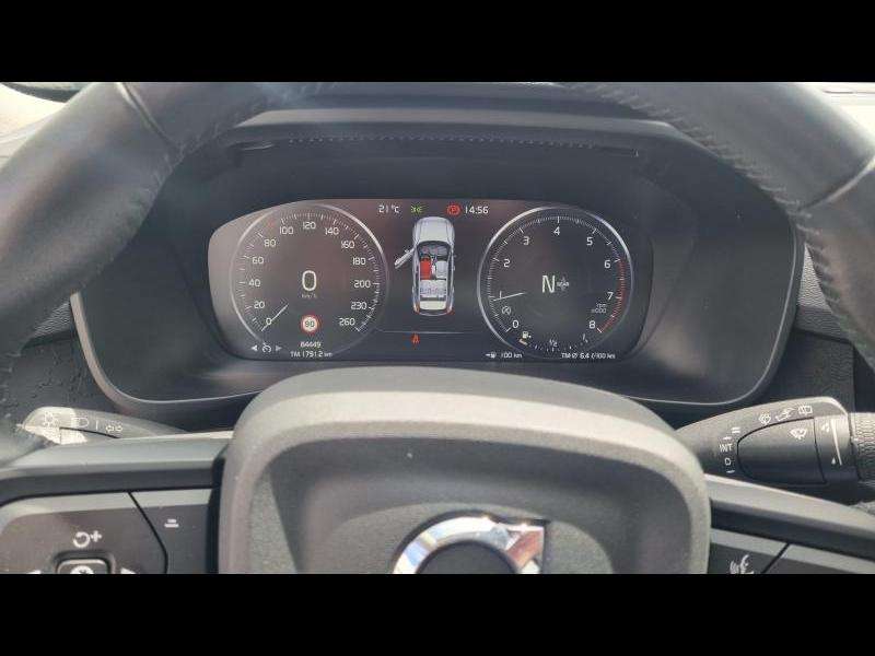 Volvo XC40 Essential Ess 129