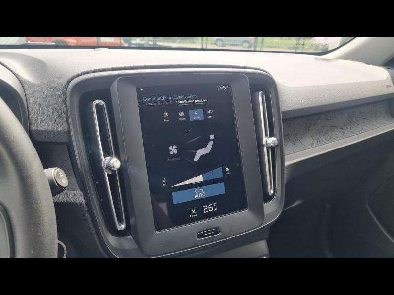 Volvo XC40 Essential Ess 129