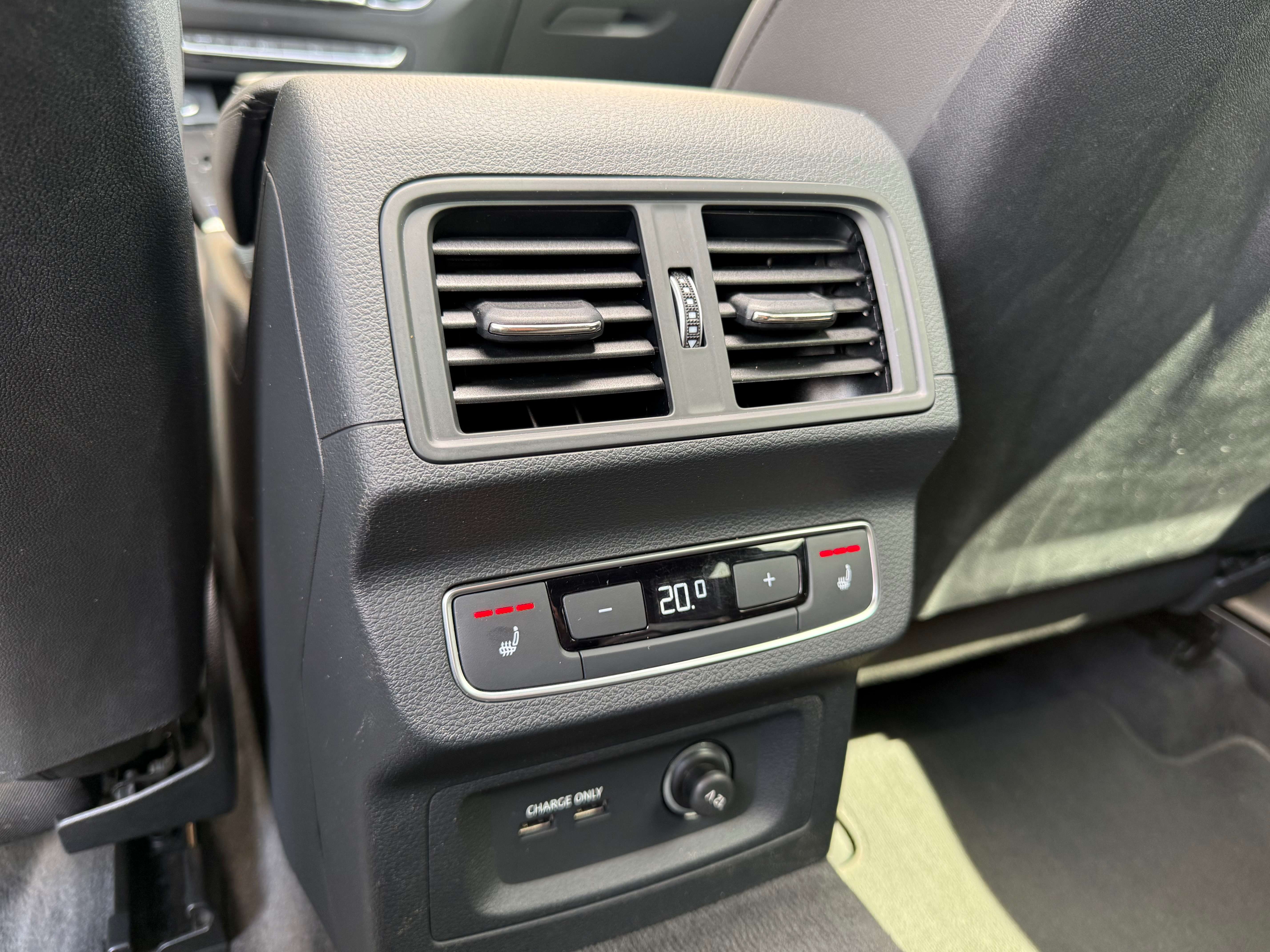 Audi Q5 PHEV 50 TFSIe Quattro S line LED I Cam I Pano I CarPlay I Cuir I