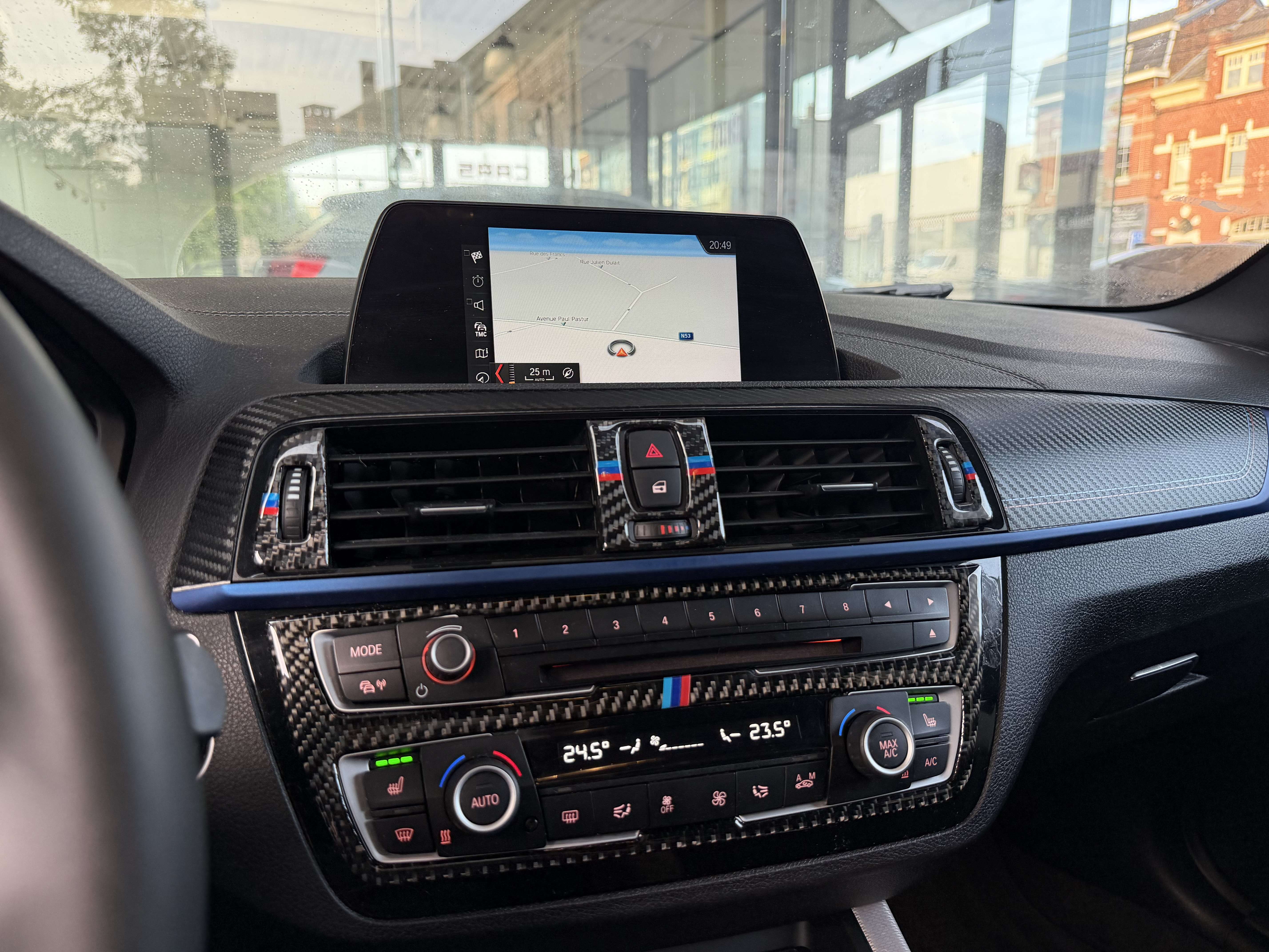 BMW 120 i (B48) "PACK M" BIXENON-GPS-ALCANTARA-JA18P-GAR 12MOIS