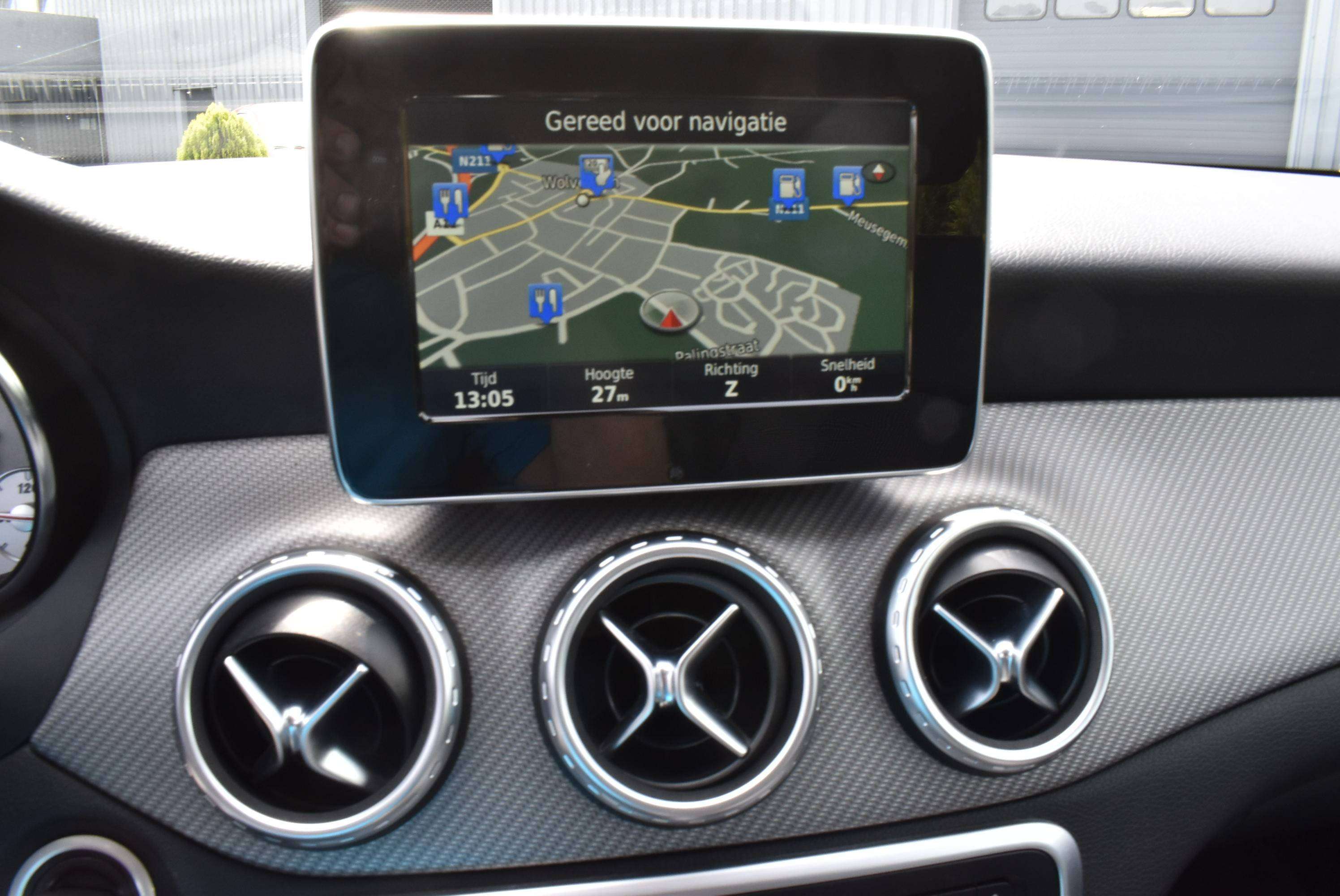 Mercedes-Benz GLA 180 Urban Edition Pack Sport ***12M GARANTIE***