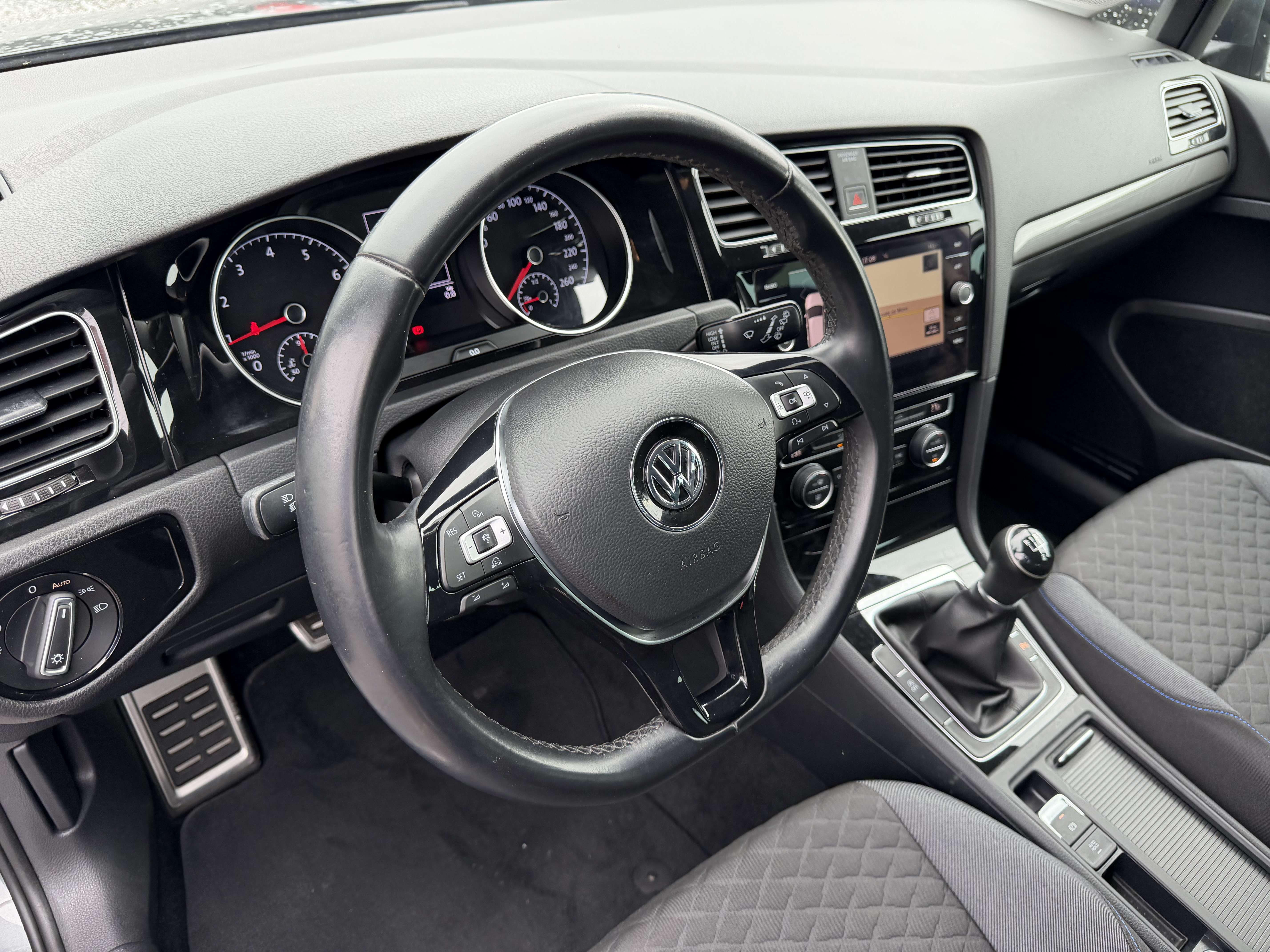 Volkswagen Golf Golf 1.0 TSI BMT - 5 Portes - Caméra - Euro 6b