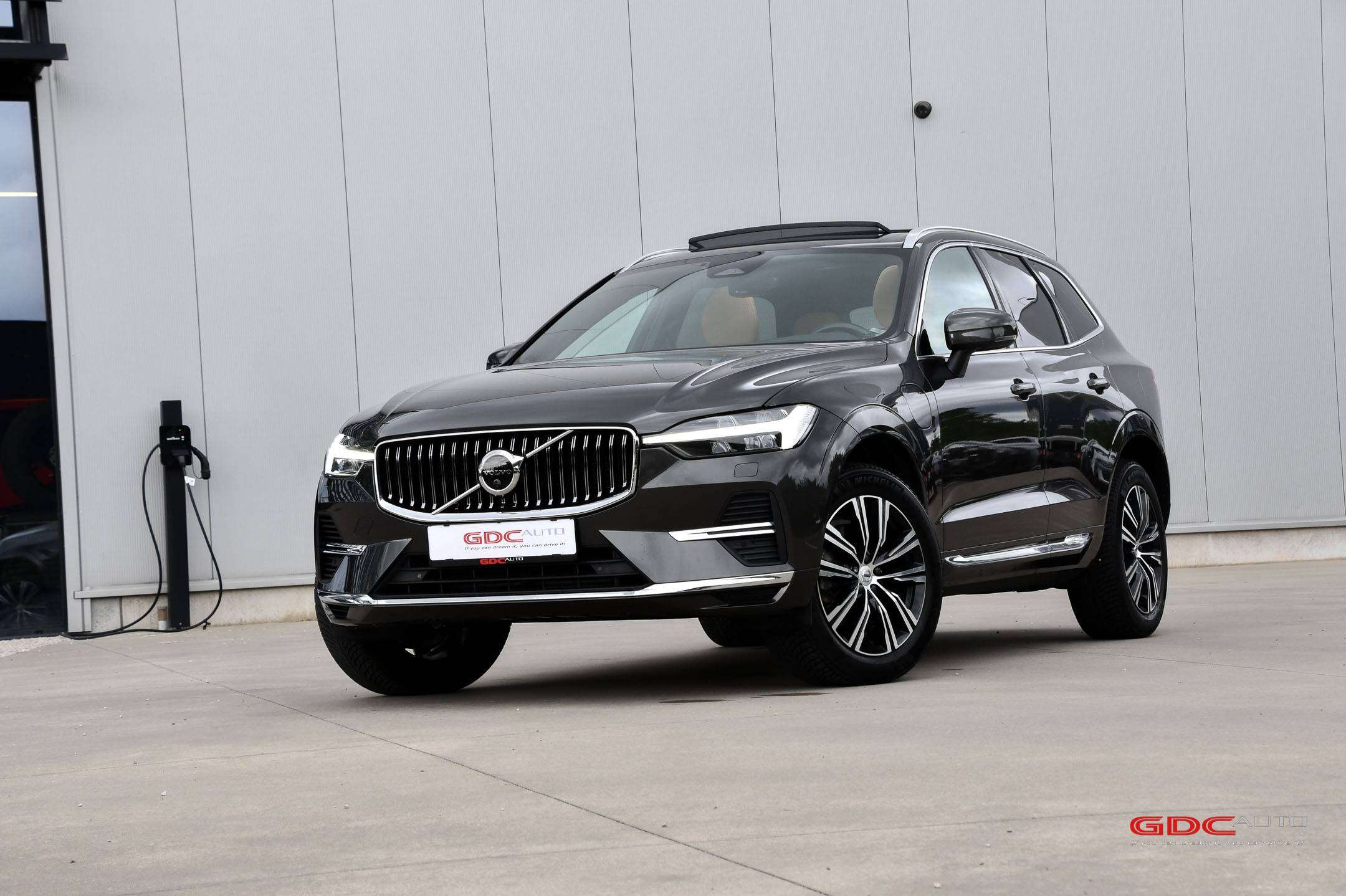 Volvo XC60 XC60 T6 Inscription l Trekhaak l Head-Up l ACC l Panodak l Keyless
