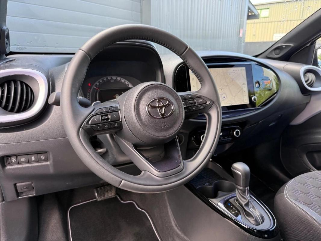 Toyota Aygo X 1.0 VVTI 70ch JBL Edition Collection BVA 1ère main / Garantie 07/2028