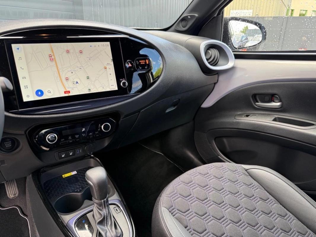 Toyota Aygo X 1.0 VVTI 70ch JBL Edition Collection BVA 1ère main / Garantie 07/2028