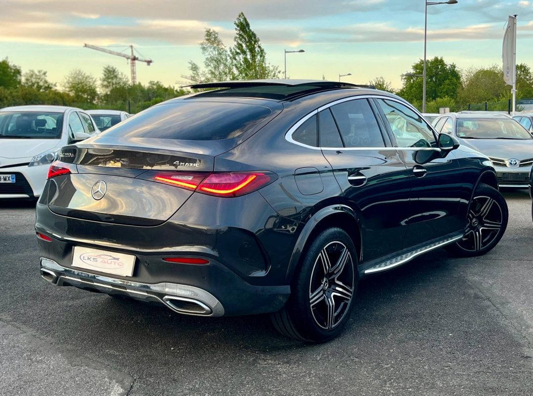 Mercedes-Benz Glc COUPE 220d AMG LINE 4 MATIC