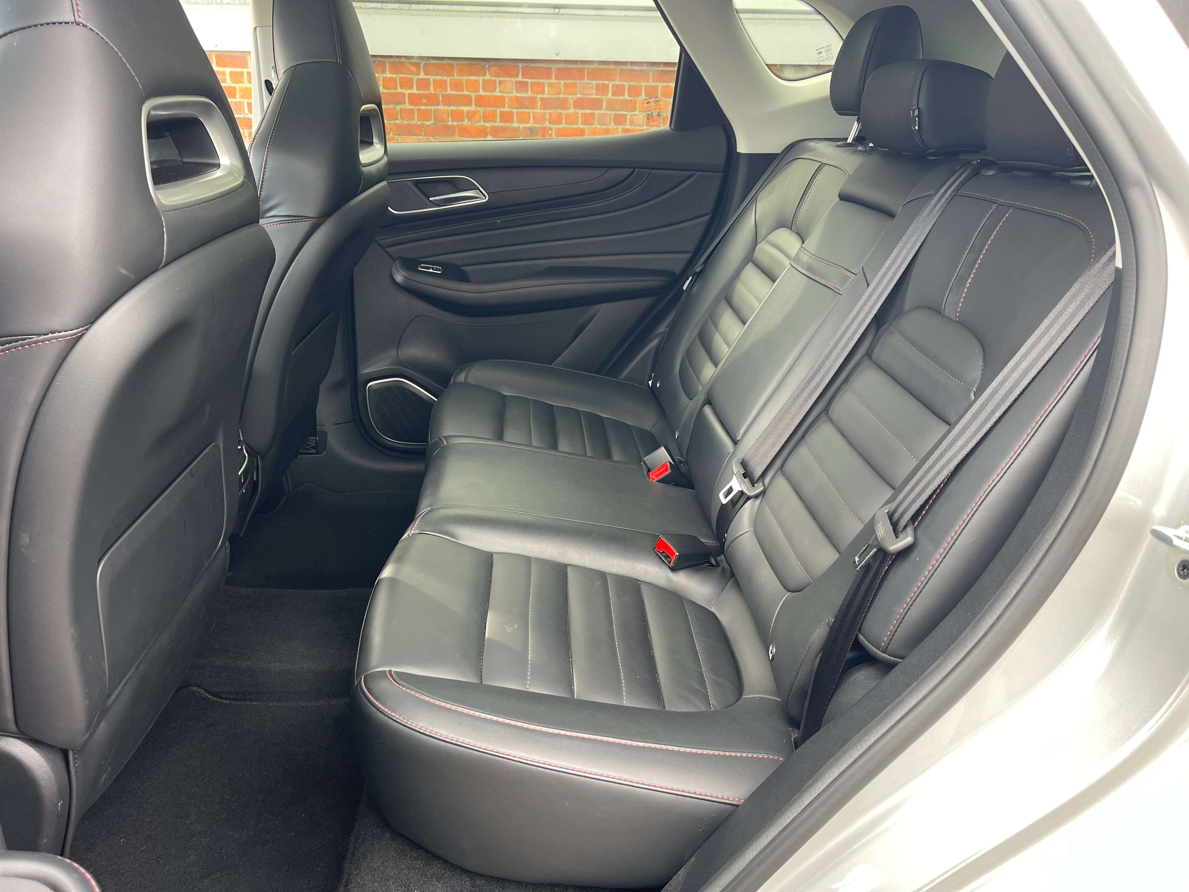 MG EHS PHEV 1.5 Turbo Luxury
