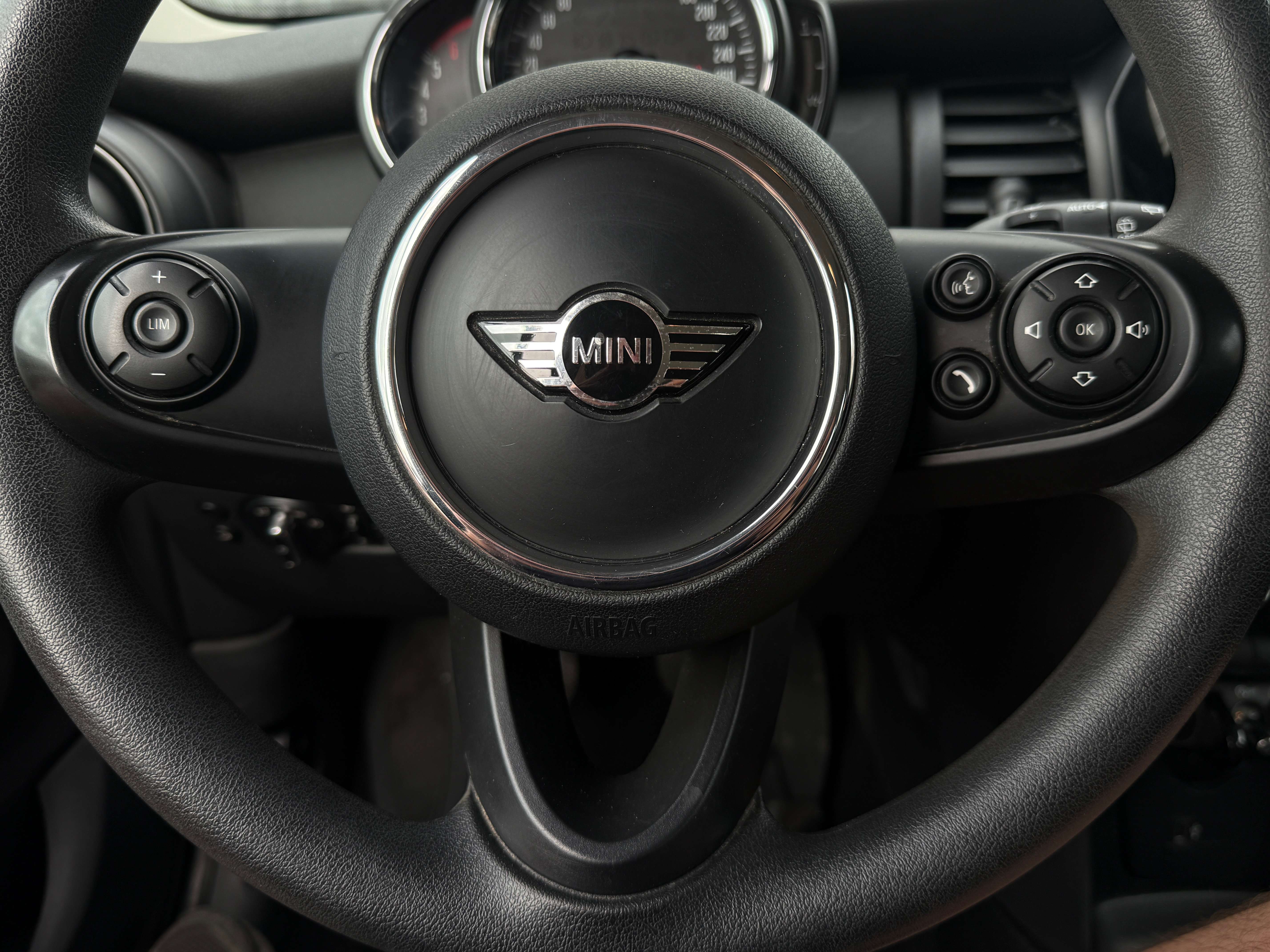 MINI One D Mini 1.5 D One /Navi/Pdc/J.a/A.c/Garantie/