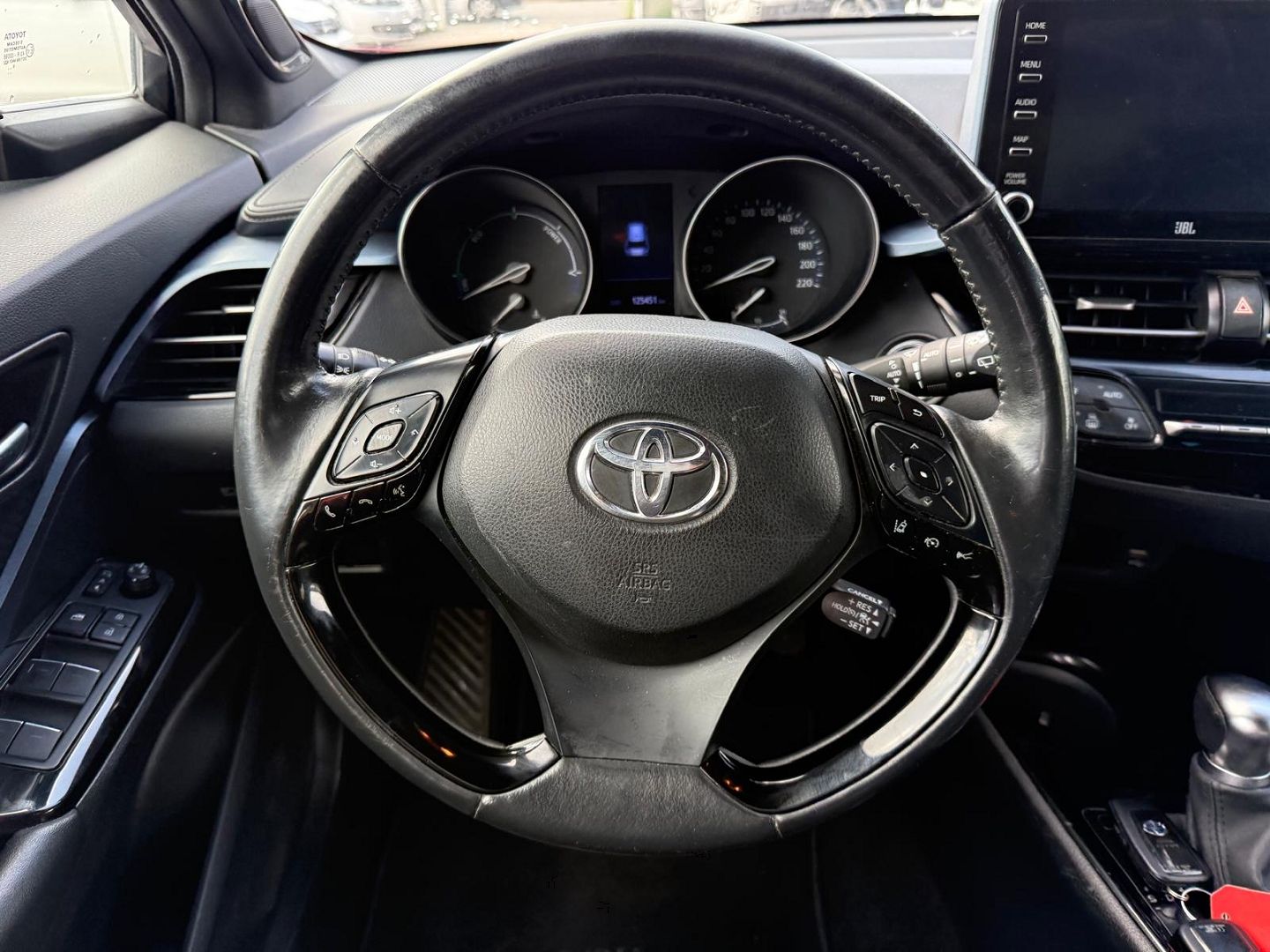 Toyota C-HR 184H COLLECTION 2WD E-CVT MC19
