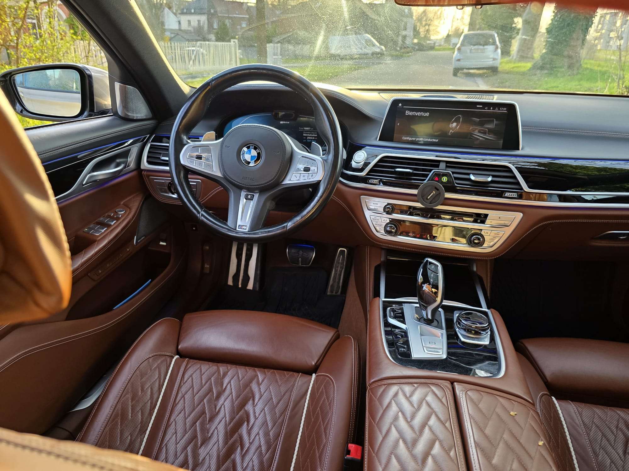 BMW 745 745eAS PHEV OPF - Full Option