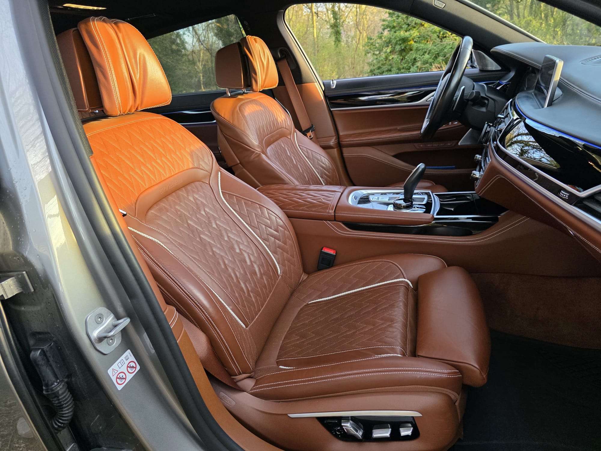 BMW 745 745eAS PHEV OPF - Full Option