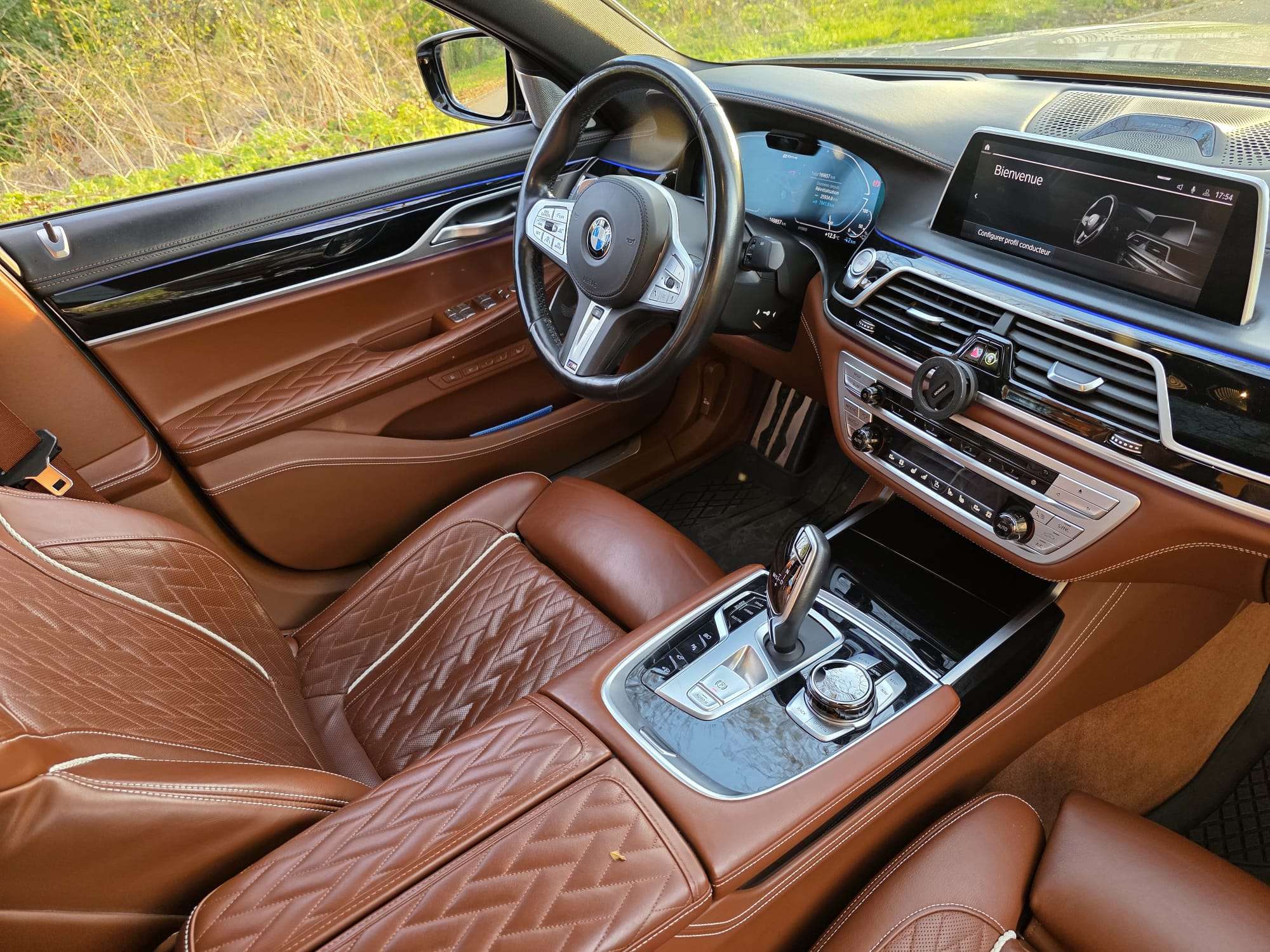 BMW 745 745eAS PHEV OPF - Full Option