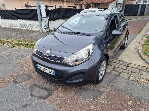 Kia Rio III 1.1 CRDI 75 ISG ACTIVE 5P