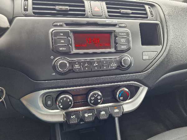 Kia Rio III 1.1 CRDI 75 ISG ACTIVE 5P