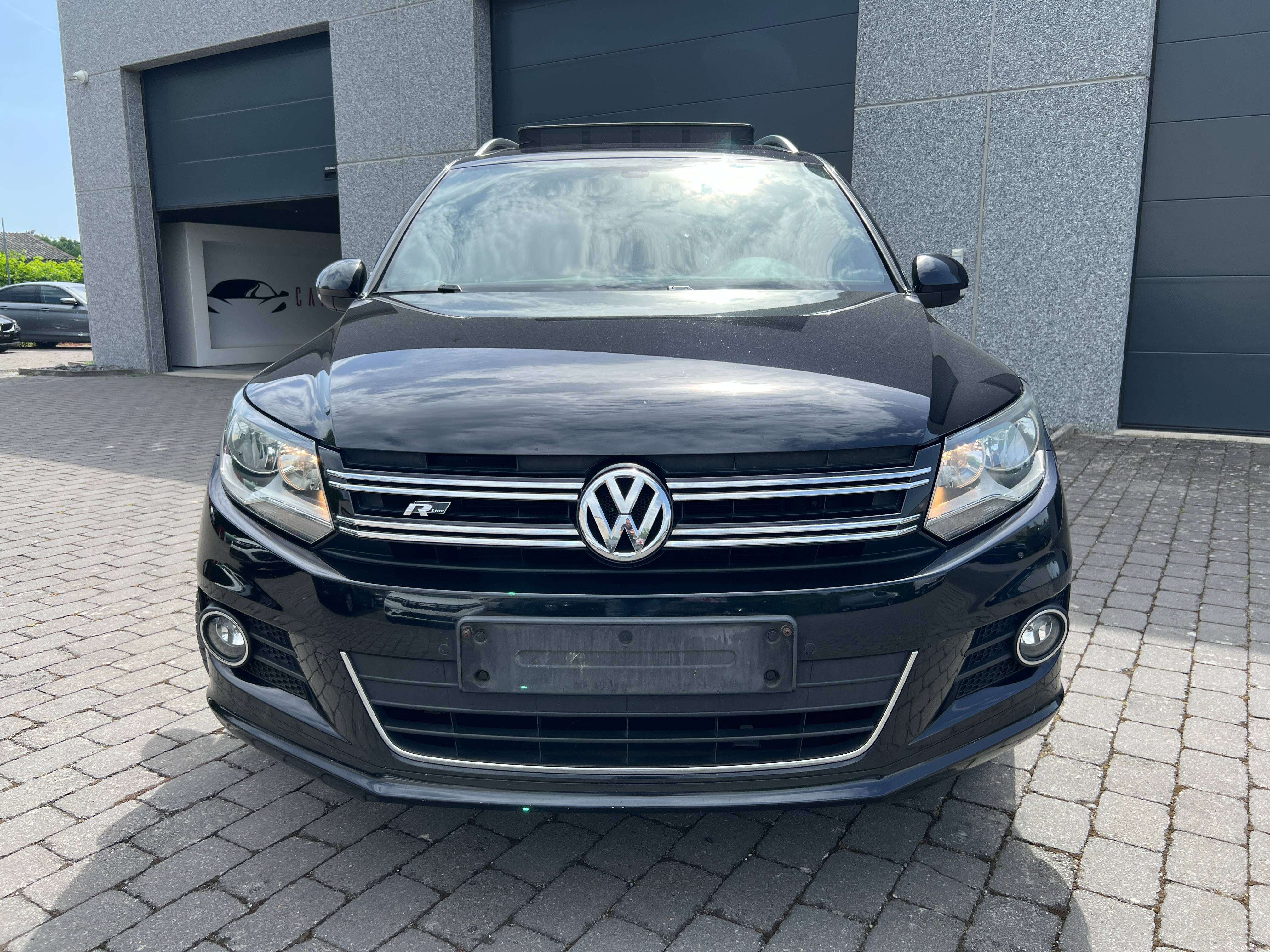 Volkswagen Tiguan MARCHAND OU EXPORT !!! 2.0TDi 4-Motion FULL R-Line, Toit Ouvrant, Camera