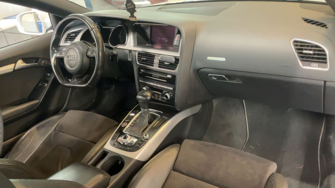 Audi A5 V6 3.0 TDI 245 S line Quattro S tronic